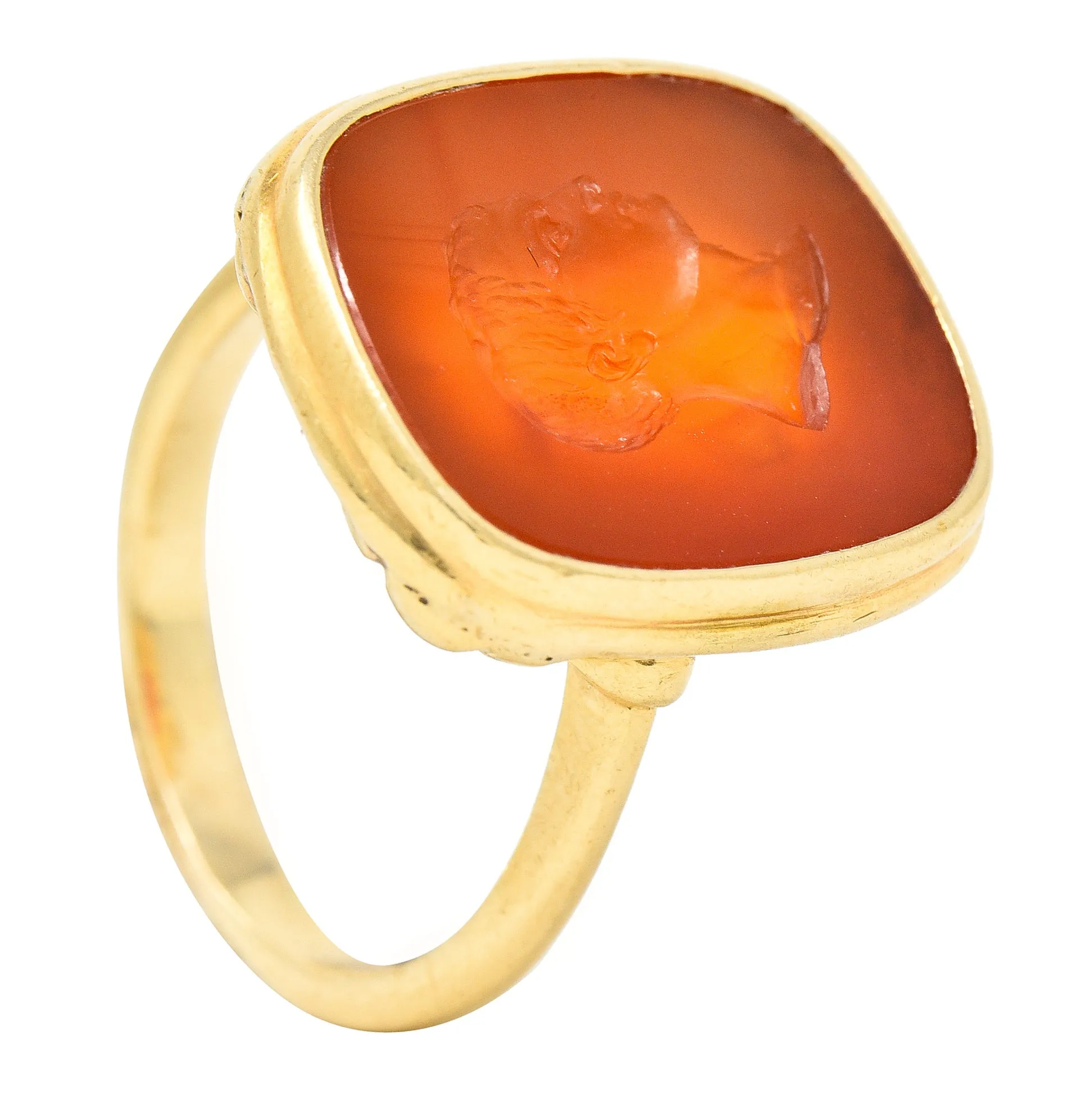 Hellenistic Victorian Carnelian Intaglio 14 Karat Yellow Gold Unisex Julius Caesar Antique Signet Ring