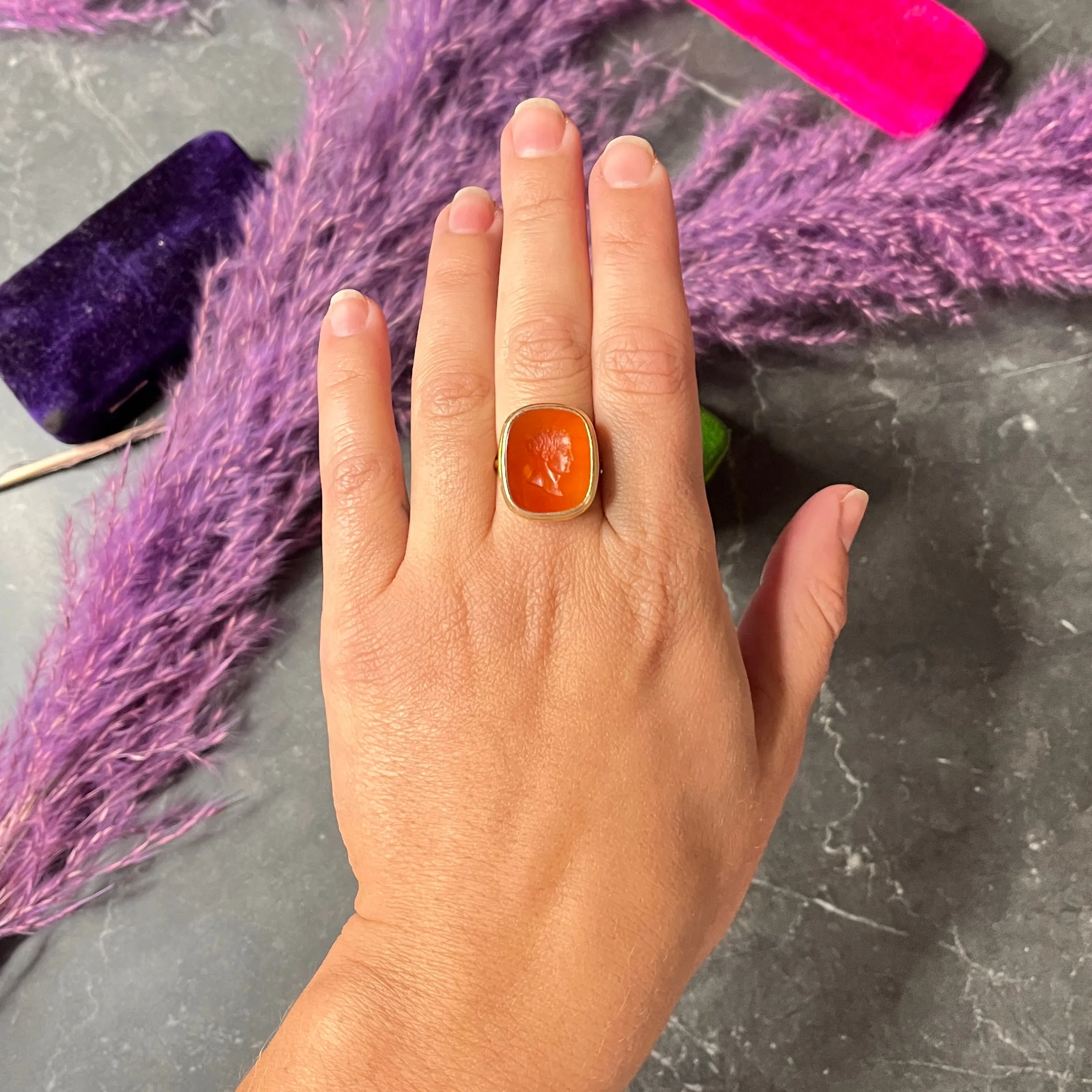 Hellenistic Victorian Carnelian Intaglio 14 Karat Yellow Gold Unisex Julius Caesar Antique Signet Ring