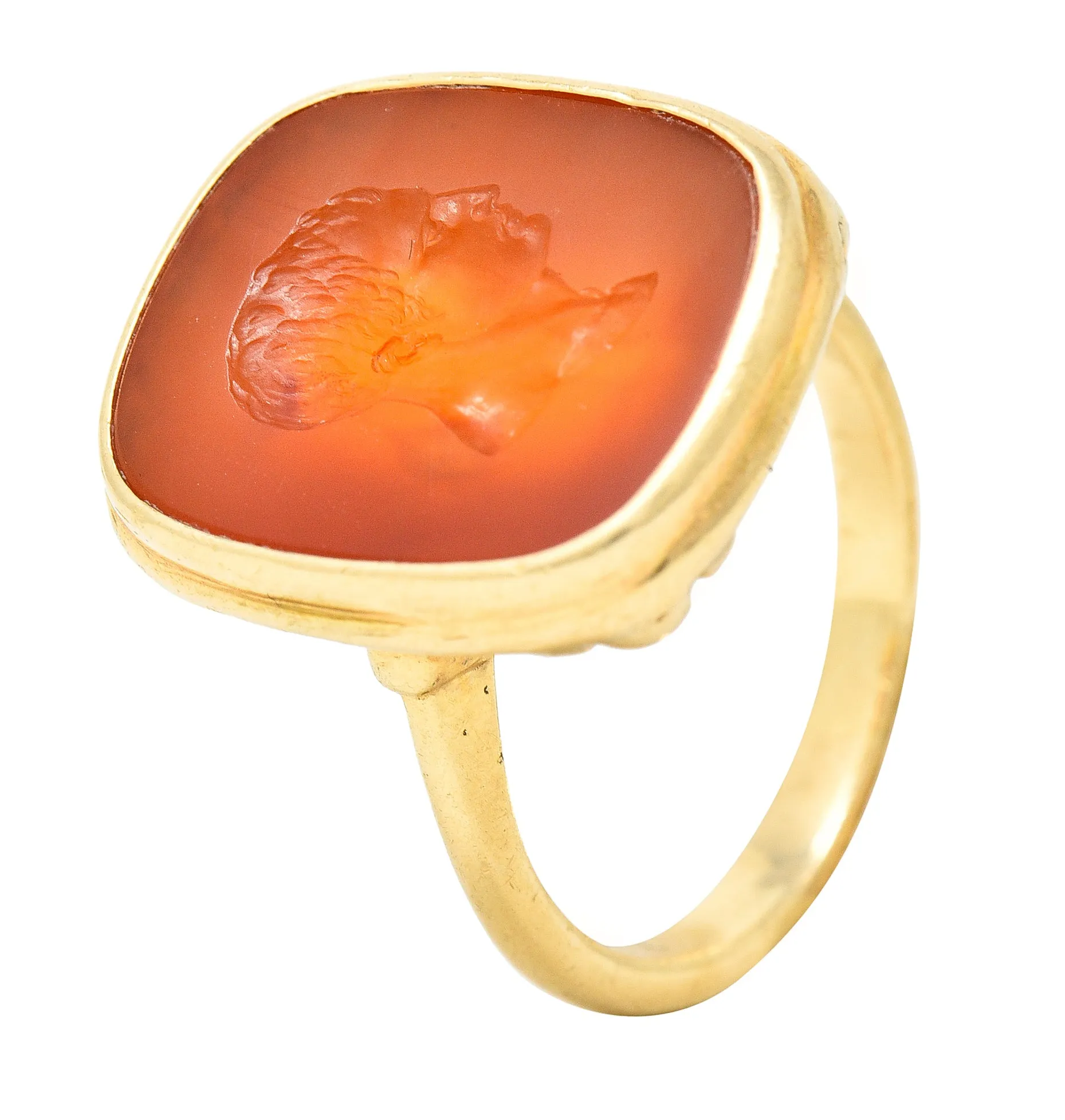 Hellenistic Victorian Carnelian Intaglio 14 Karat Yellow Gold Unisex Julius Caesar Antique Signet Ring