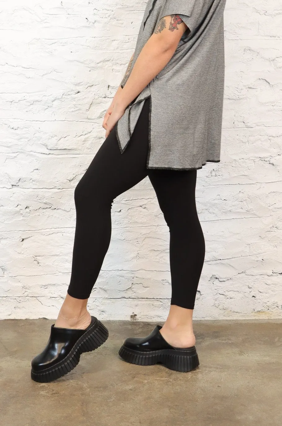 Igor Dobranic Ara Leggings