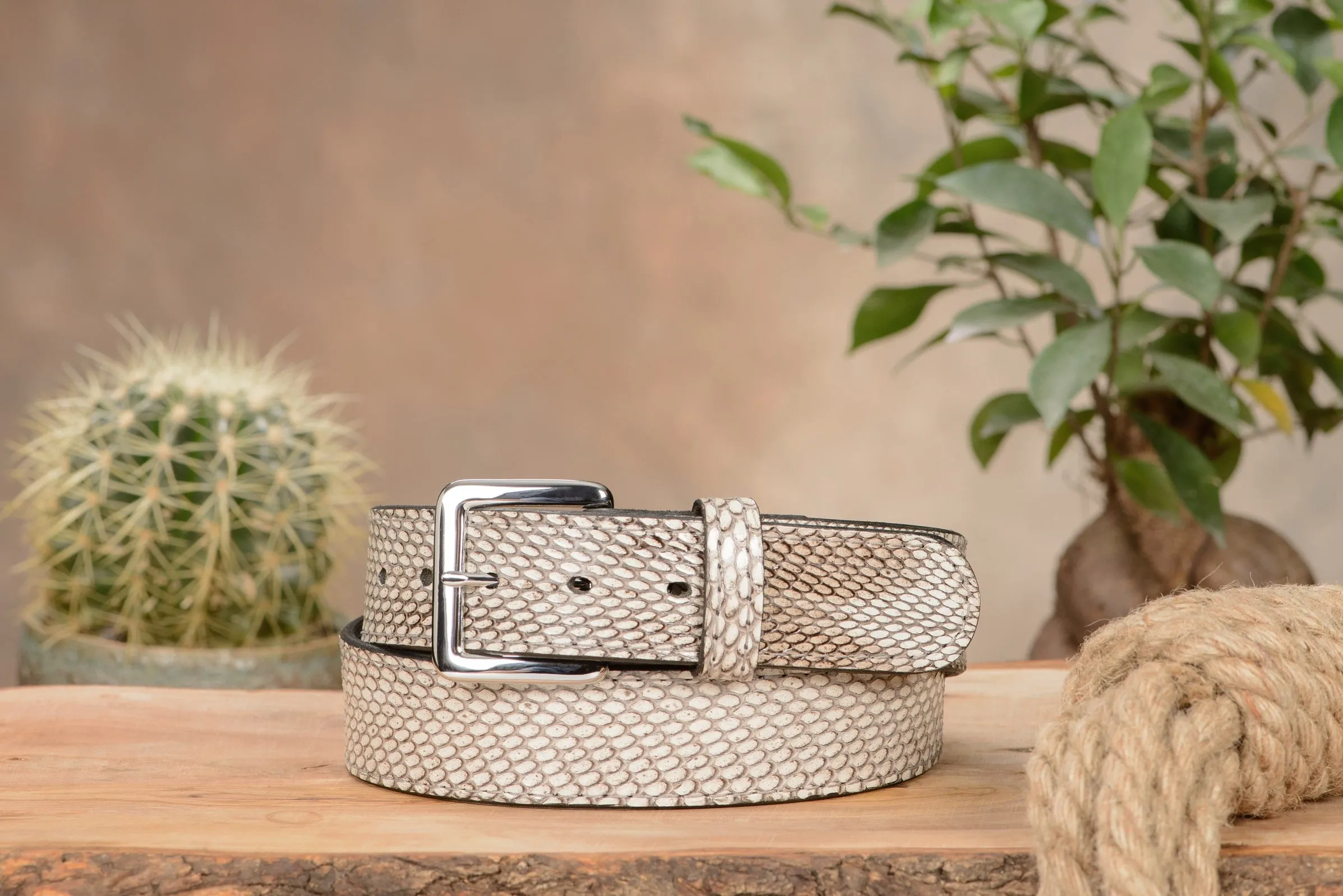 Indonesian Spitting Cobra Money Belt With 25" Zipper