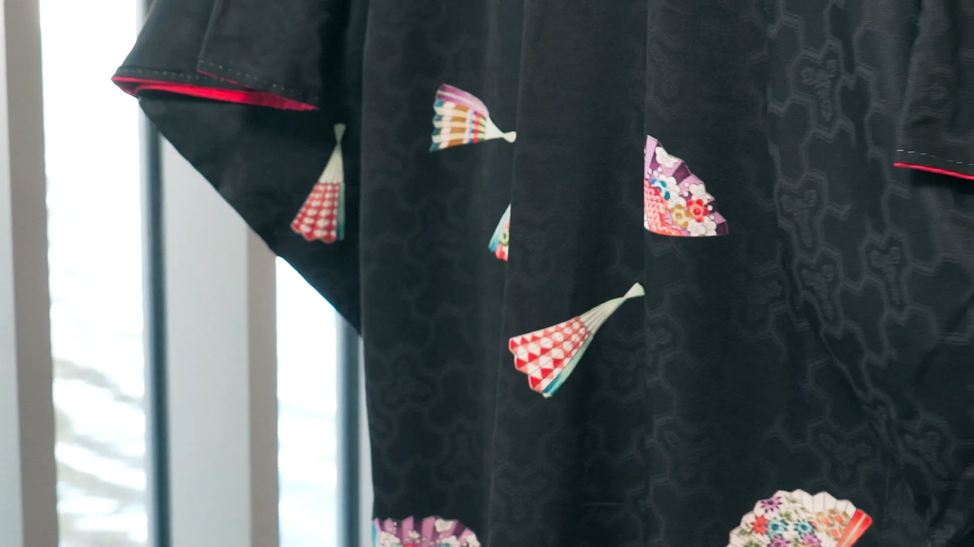 Japanese Fans Black Silk Kimono