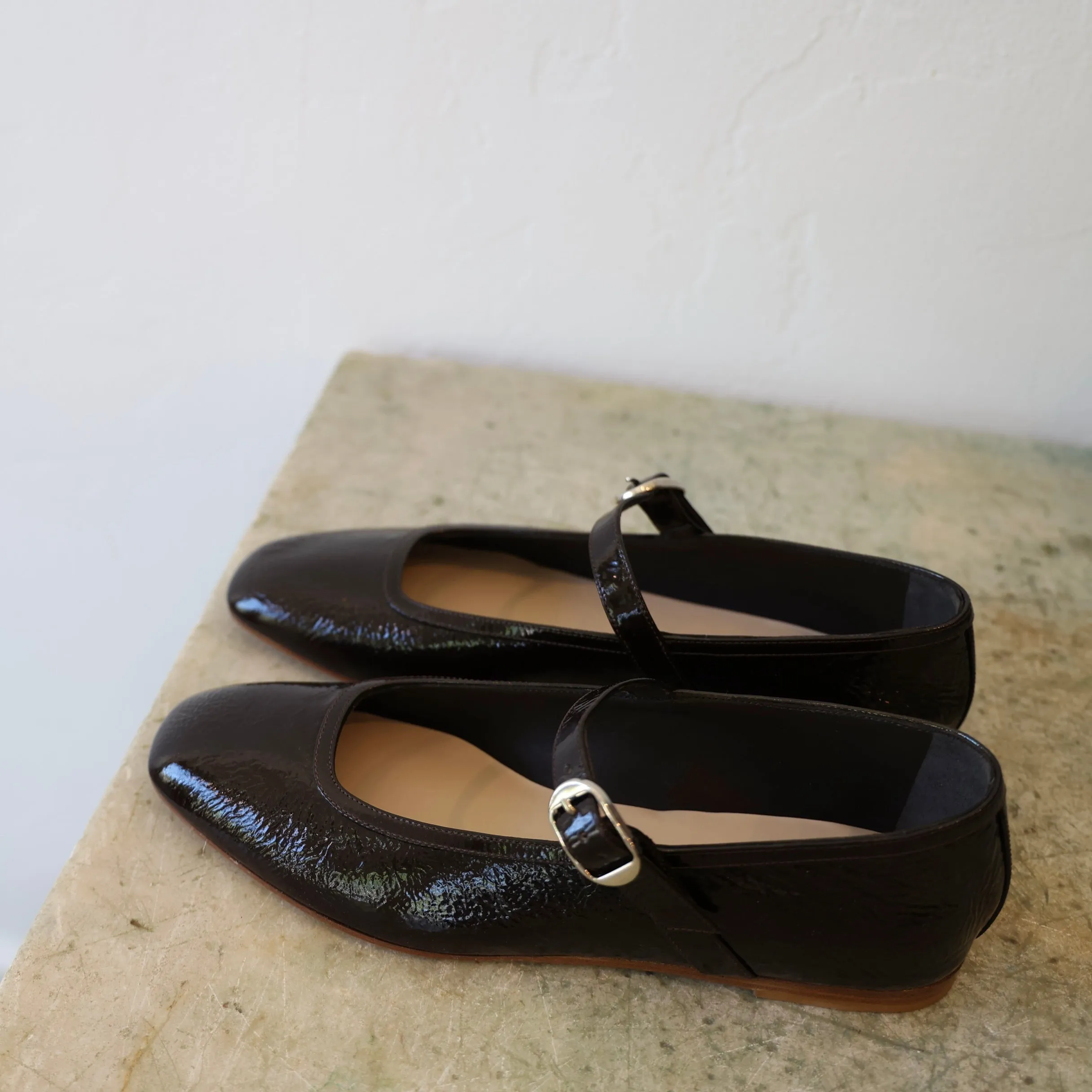 Le Monde Beryl Patent Mary Janes - Chocolate