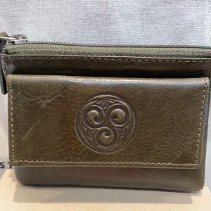 Leather Change Purse with a Celtic Eternity Knot ~ Green
