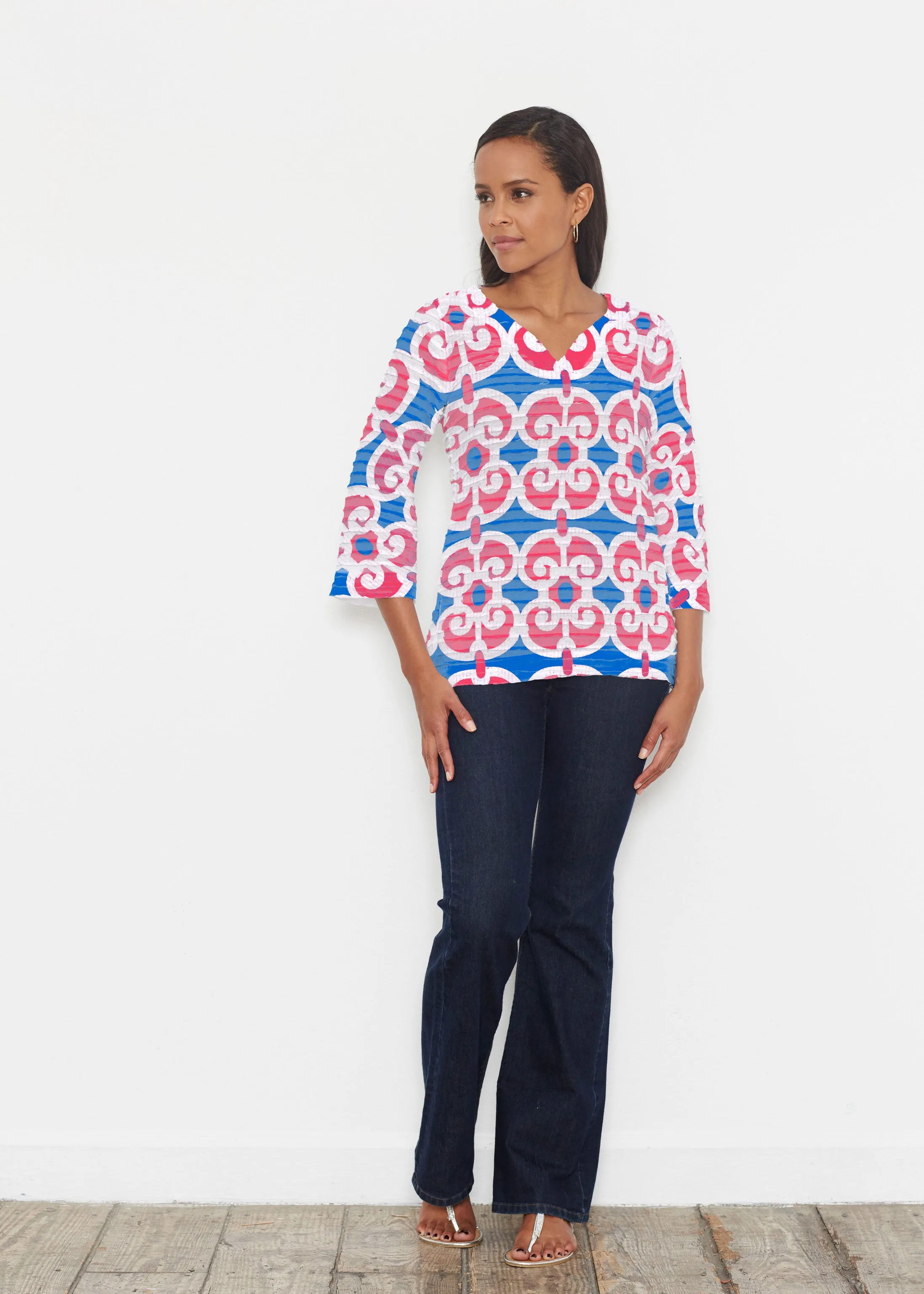 Links Fourth (7476) ~ Banded 3/4 Bell-Sleeve V-Neck Tunic