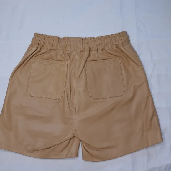 Lita By Ciara Lamb Leather wide leg Short Drawstring size Medium NWT MRSP $398