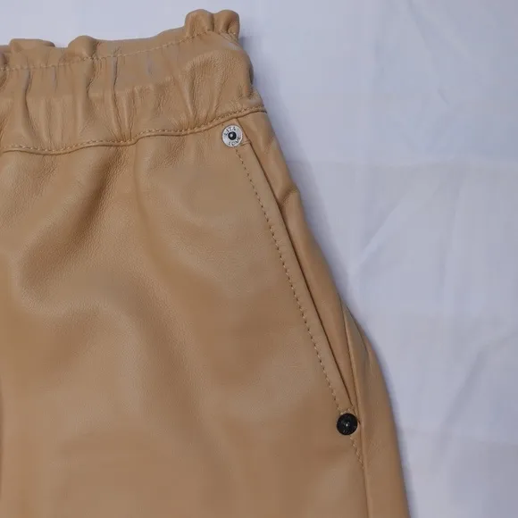 Lita By Ciara Lamb Leather wide leg Short Drawstring size Medium NWT MRSP $398