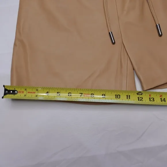Lita By Ciara Lamb Leather wide leg Short Drawstring size Medium NWT MRSP $398