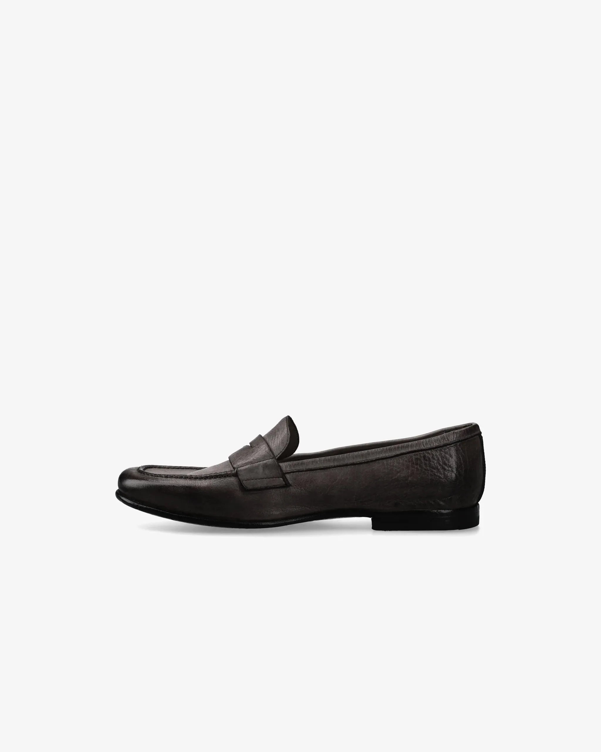 Loafer 32269C Handcrafted in Buffalo Leather
