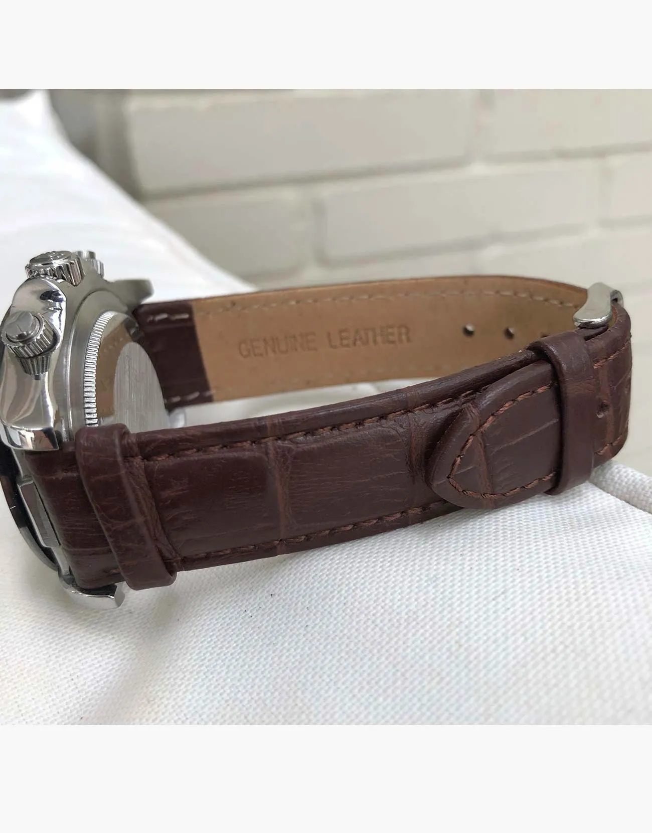 LUX Leather Alligator Grain Watch Band Brown-Matte