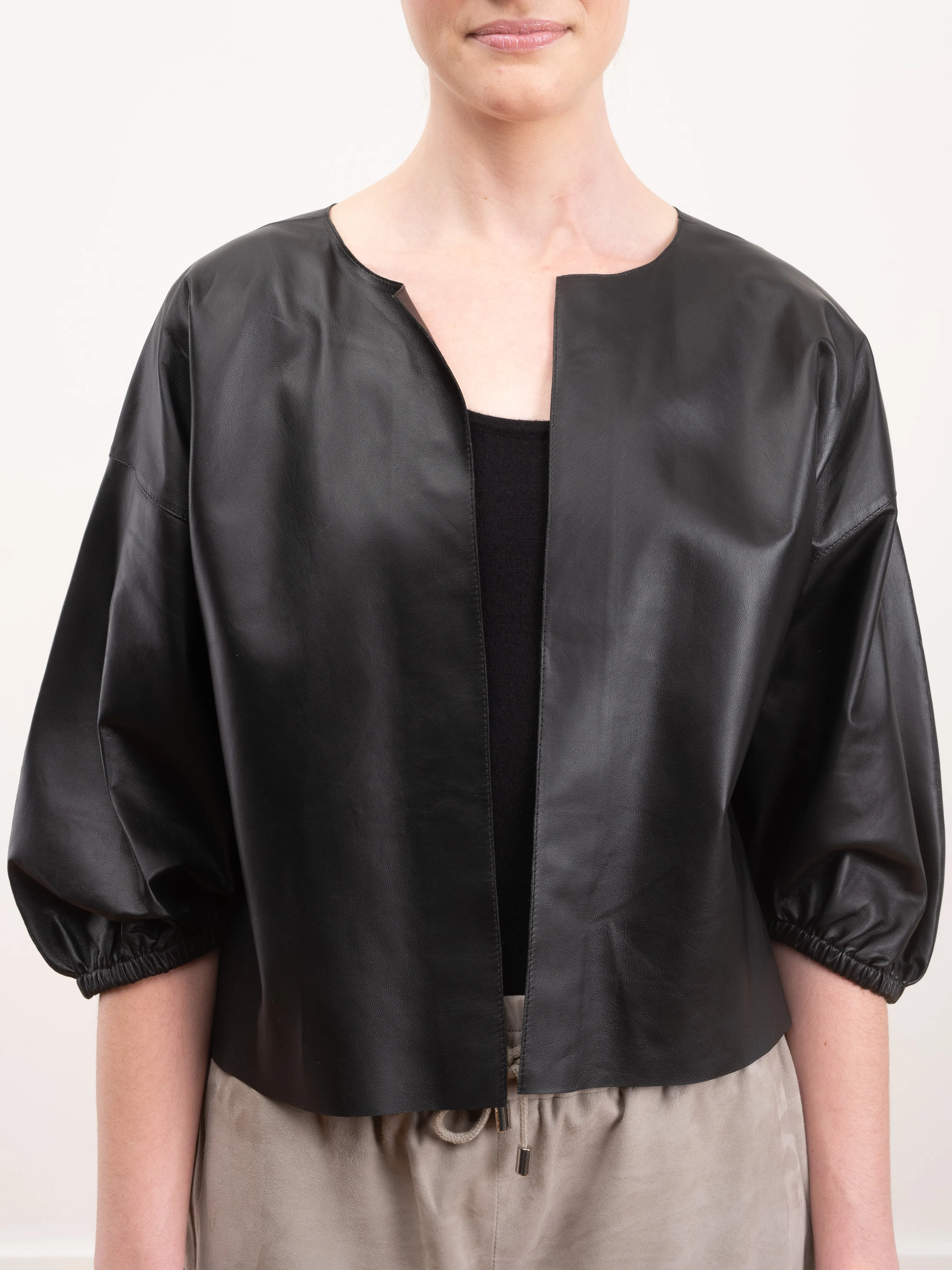 madee open - black