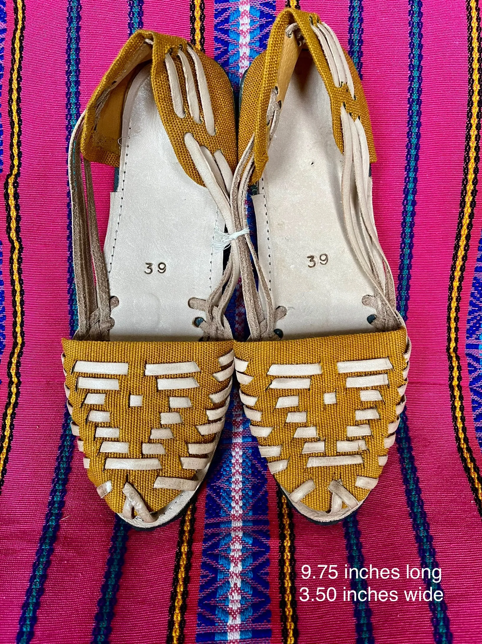 Mustard Yellow Huaracha- Huarachas Amarillo Oscuro