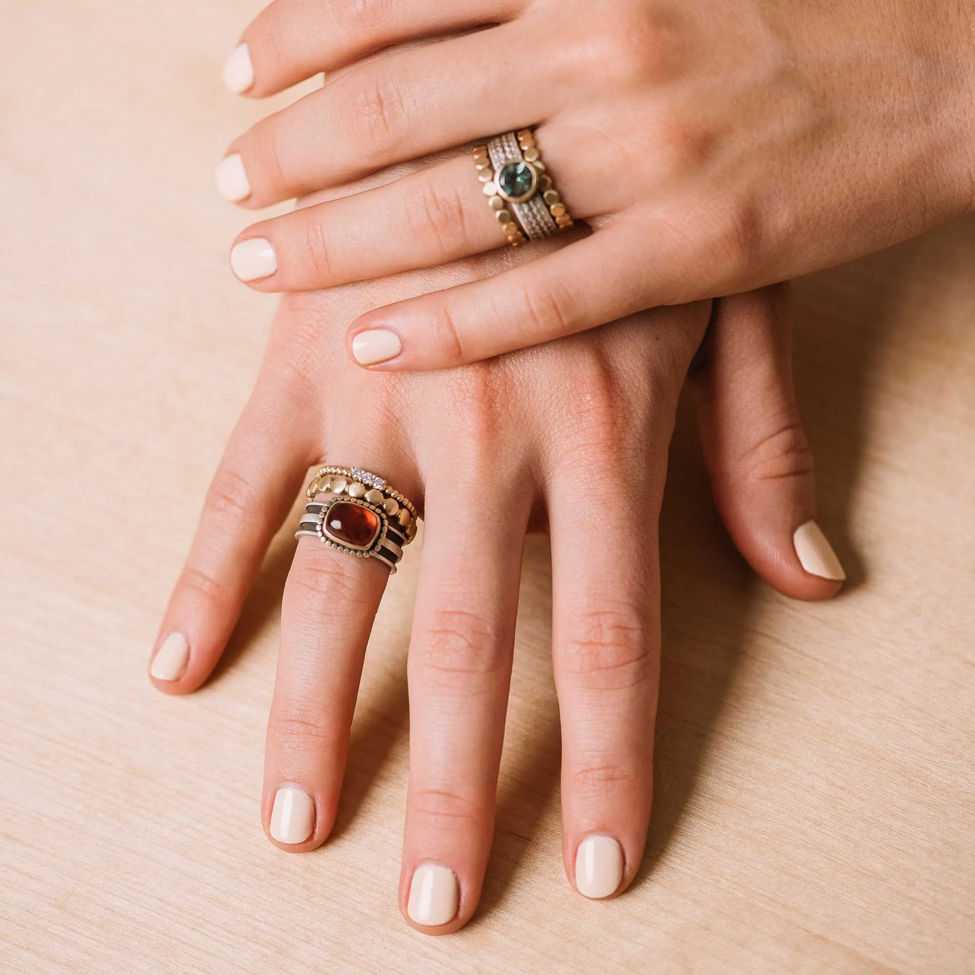 Oregon Sunstone East-West Rectangle Ring with 14k Frame