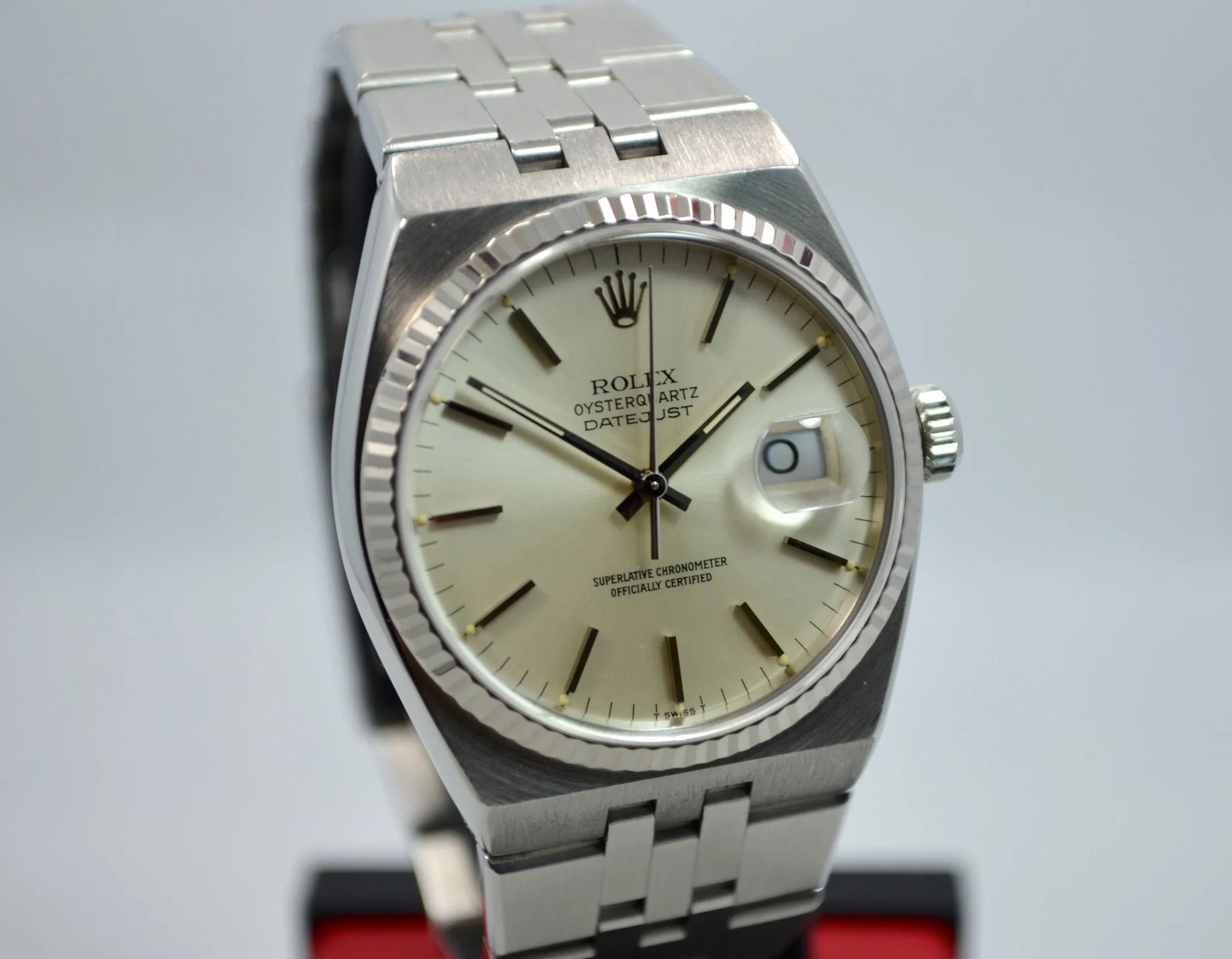 Oysterquartz 17014 Datejust Steel 18K Wristwatch 1985 Box Papers