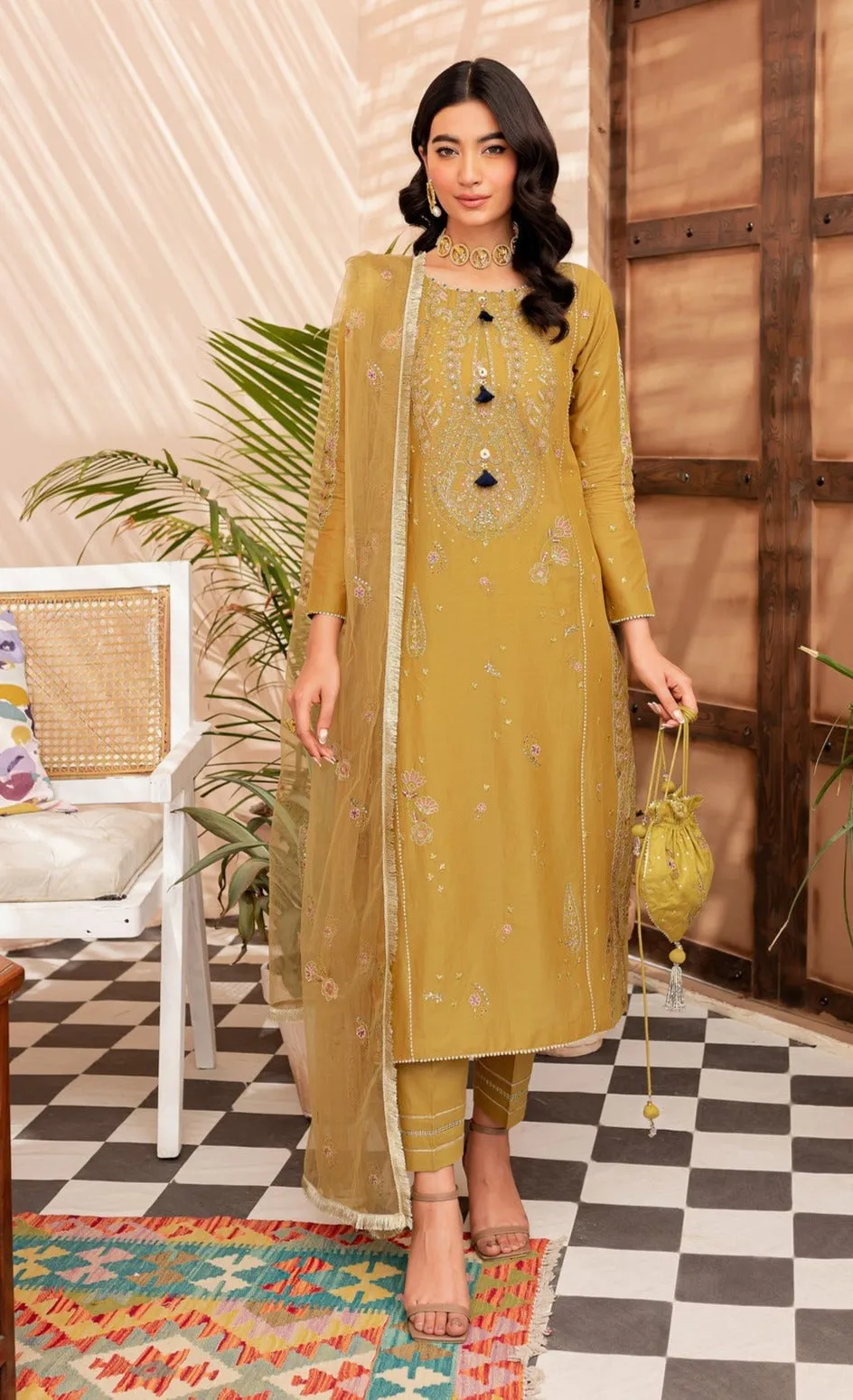 Pakistani Eid Dress in Premium Kameez Trouser Style