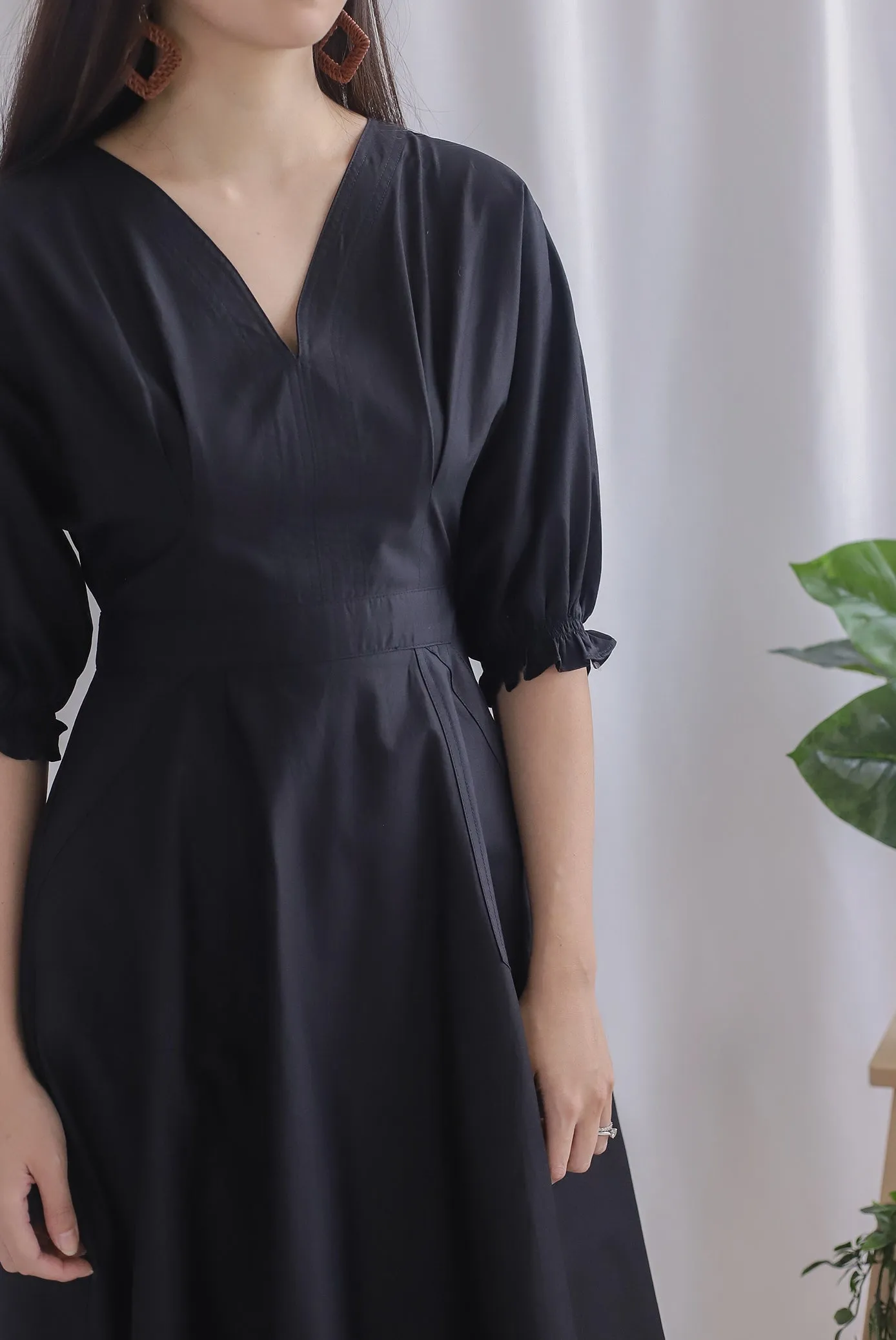 *Premium* Cameron Puffy Sleeve Dress In Black