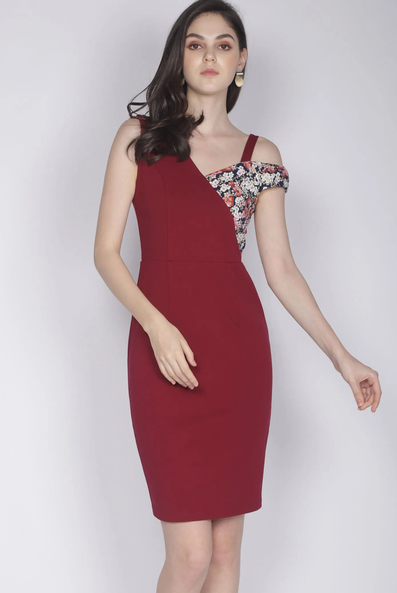 *Premium* TDC Keisha Floral Drop Shoulder Dress In Wine Red