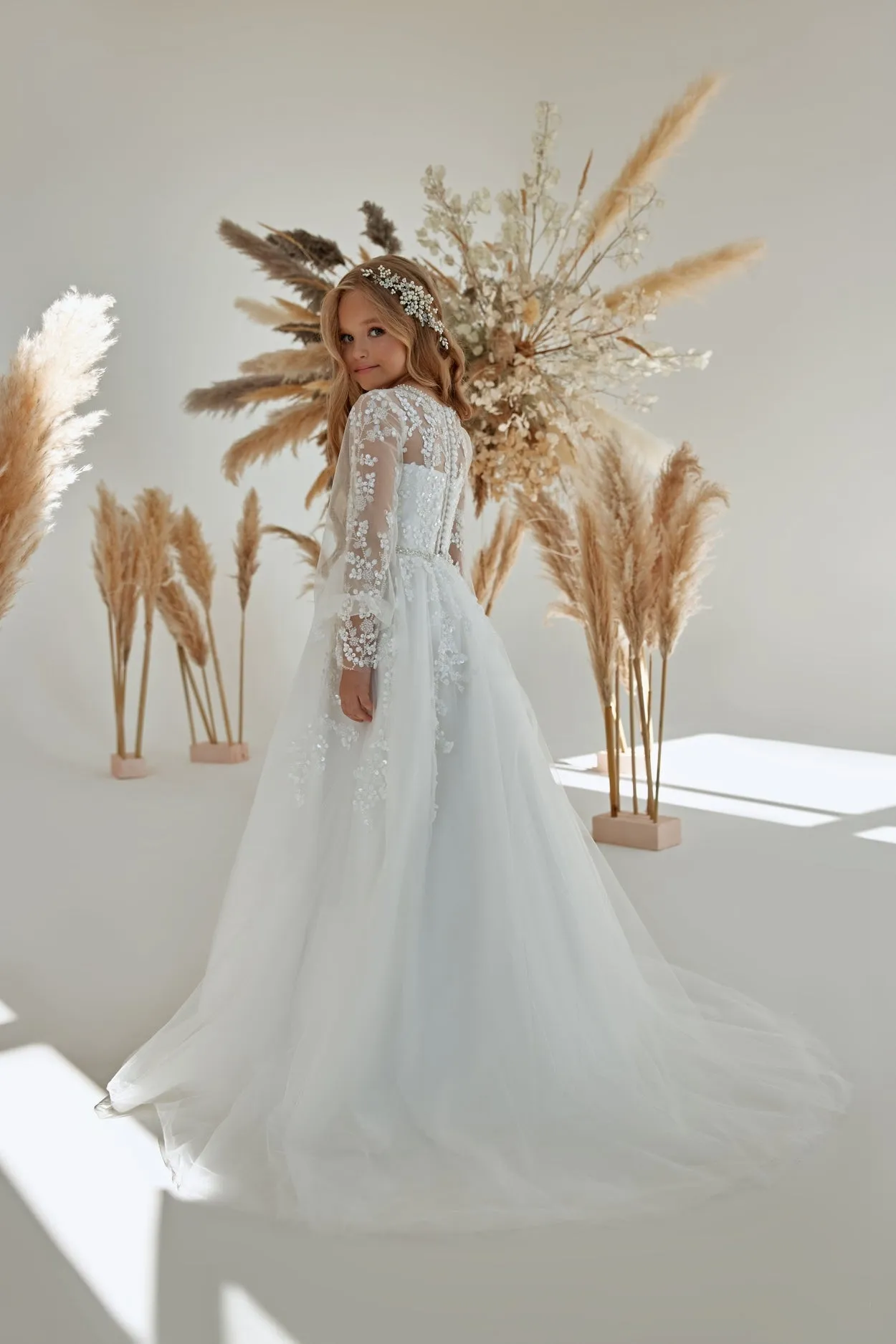 Premium Tulle and Lace Communion Dress with Sleeves