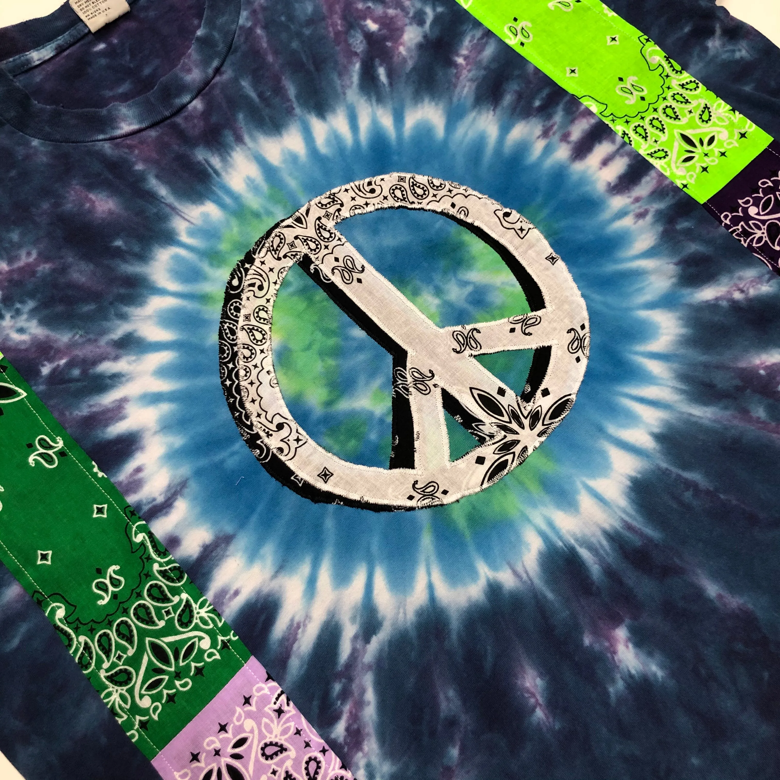 "1 of 1" World Peace Bandana Tee (XXL)