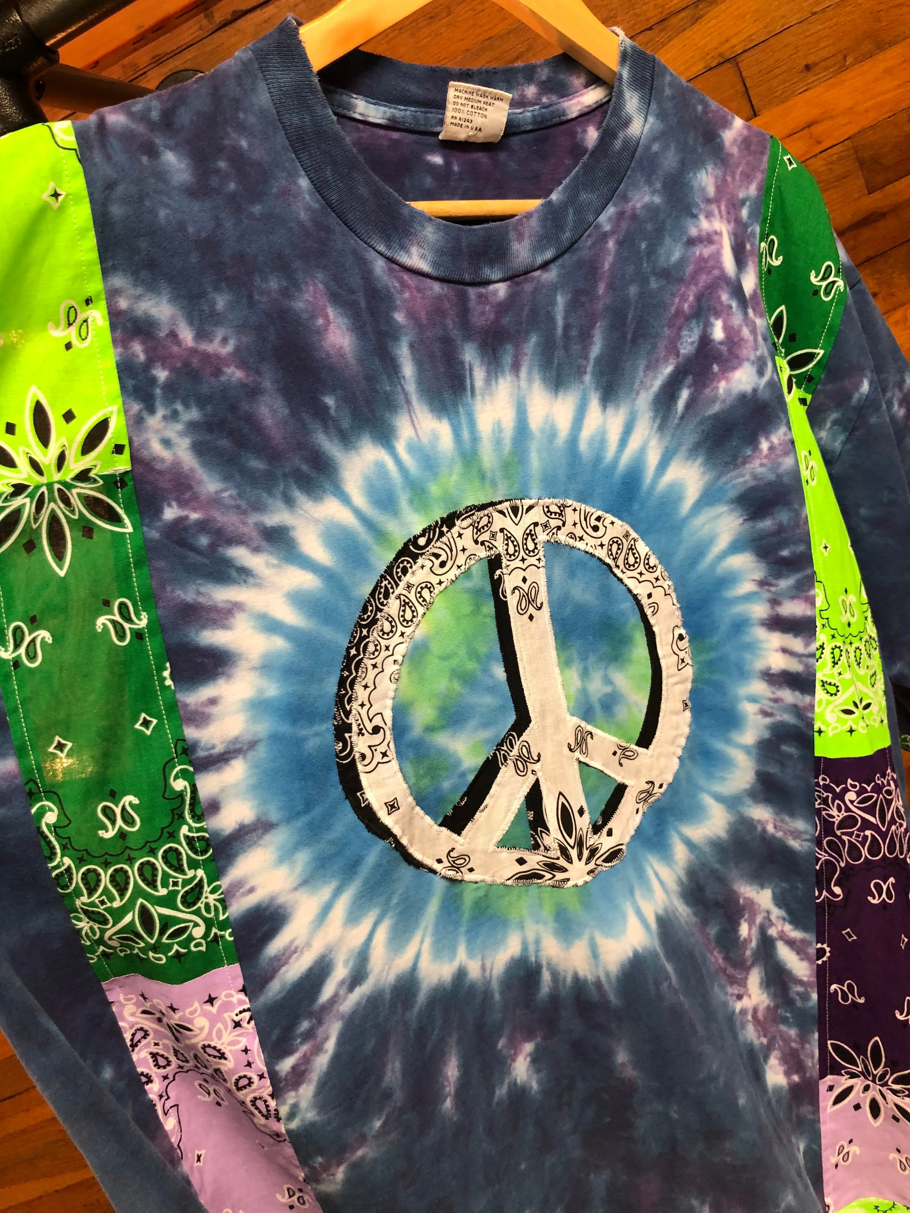 "1 of 1" World Peace Bandana Tee (XXL)