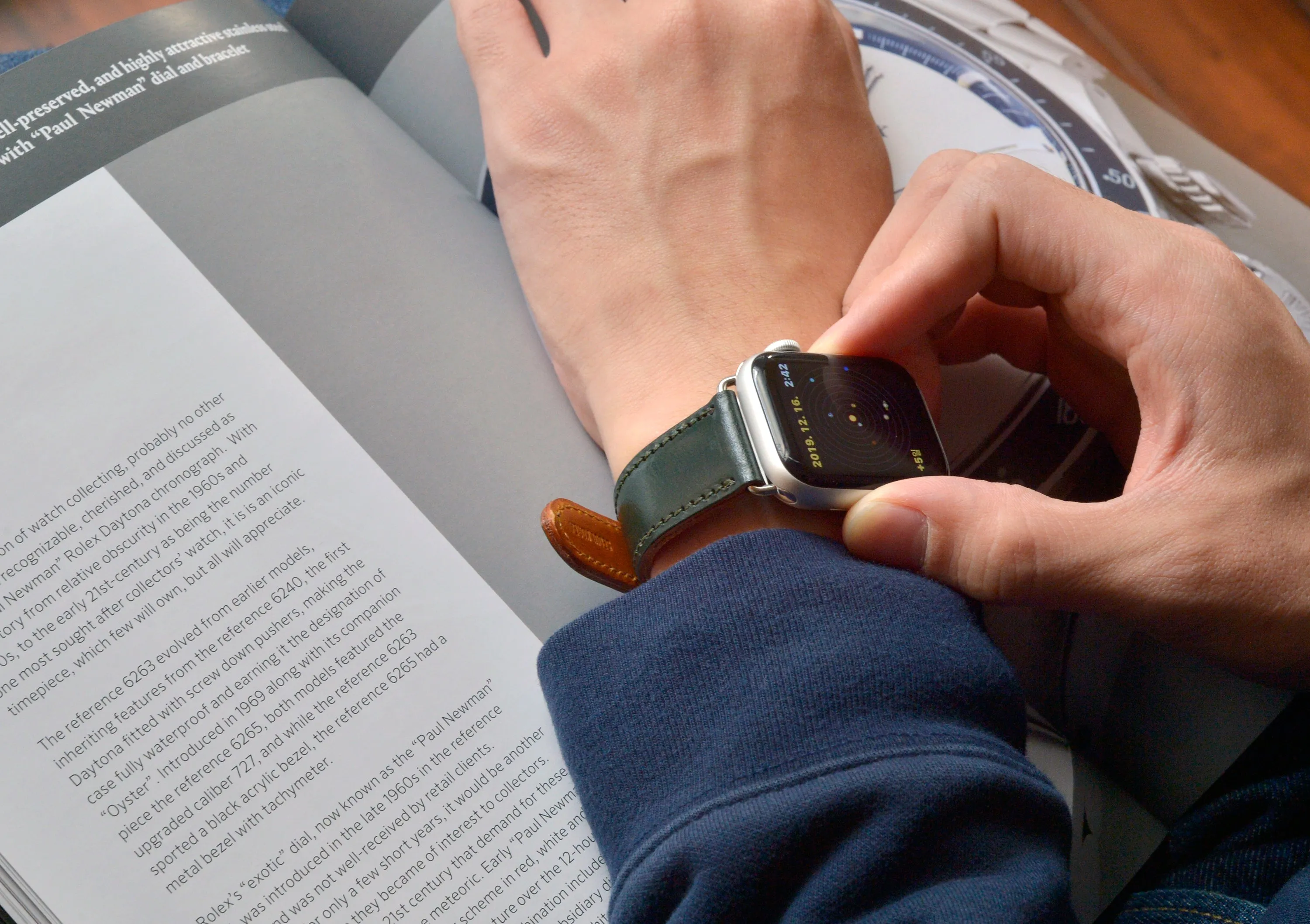 RACING GREEN BRIDLE LEATHER HANDMADE APPLE WATCH STRAP ALL GENERATIONS