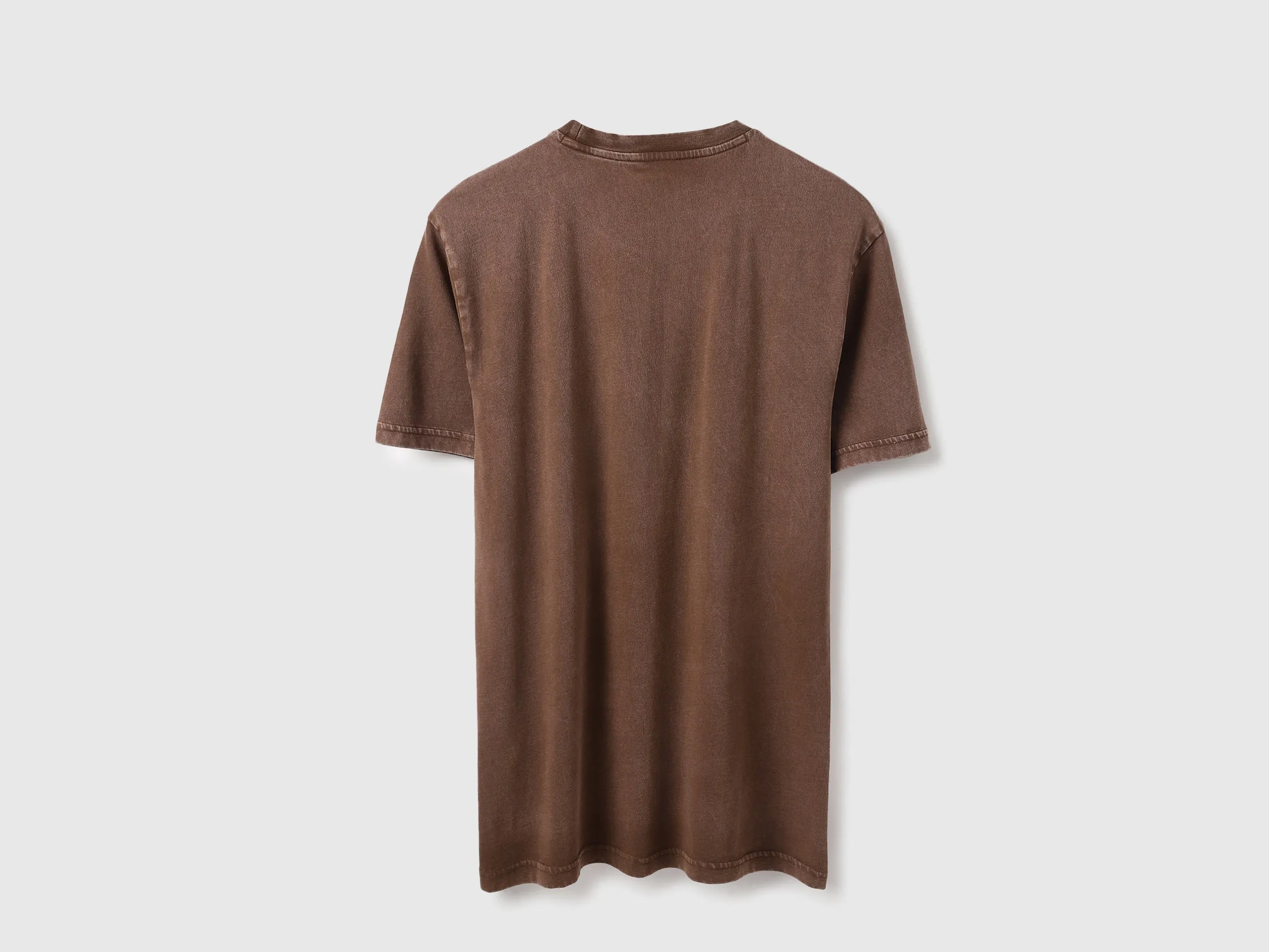 Relaxed Fit Round Neck Washed Graphic T-Shirt