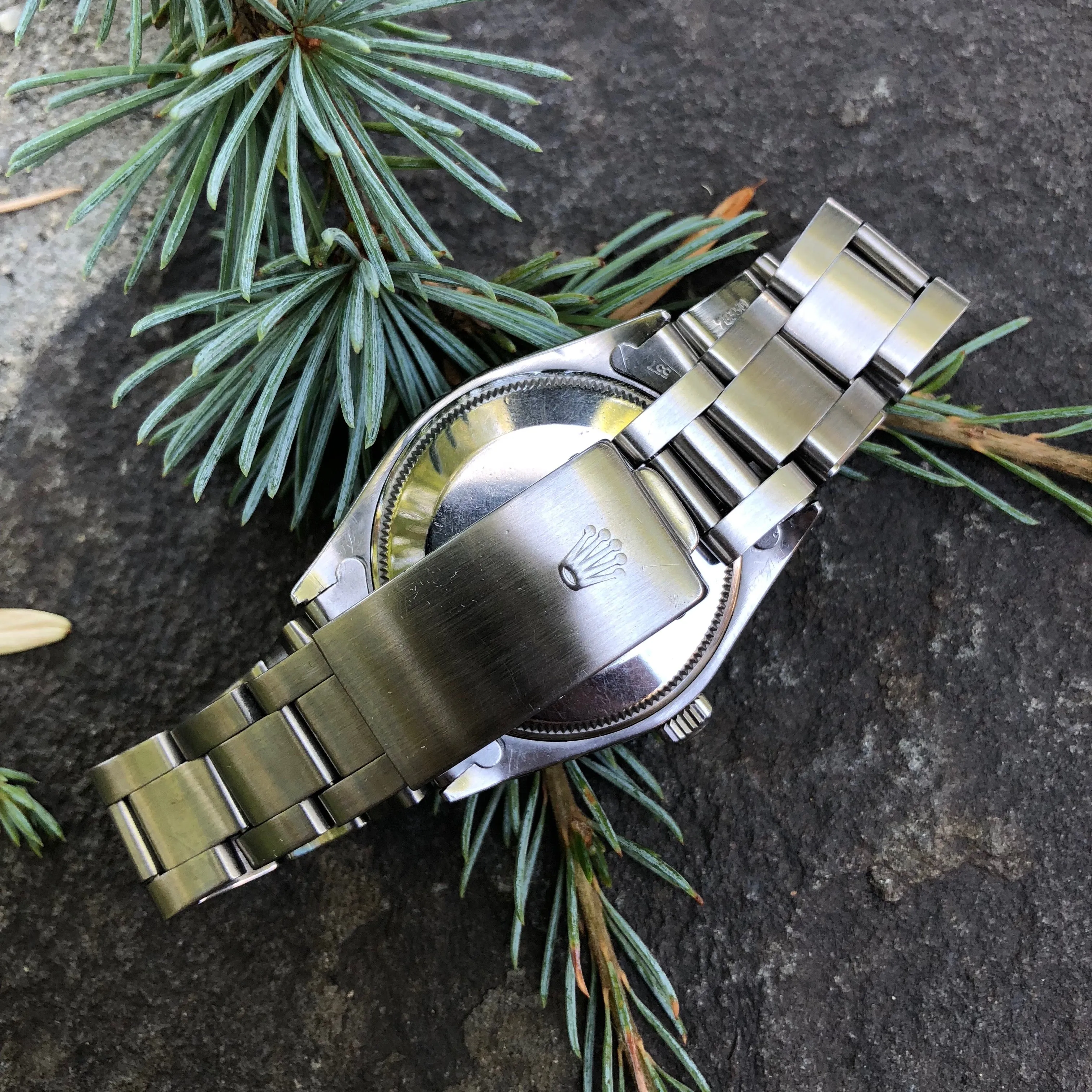 Rolex Oyster Perpetual 5552 Stainless Steel Silver Stick Caliber 1520 Automatic Wristwatch Circa 1960