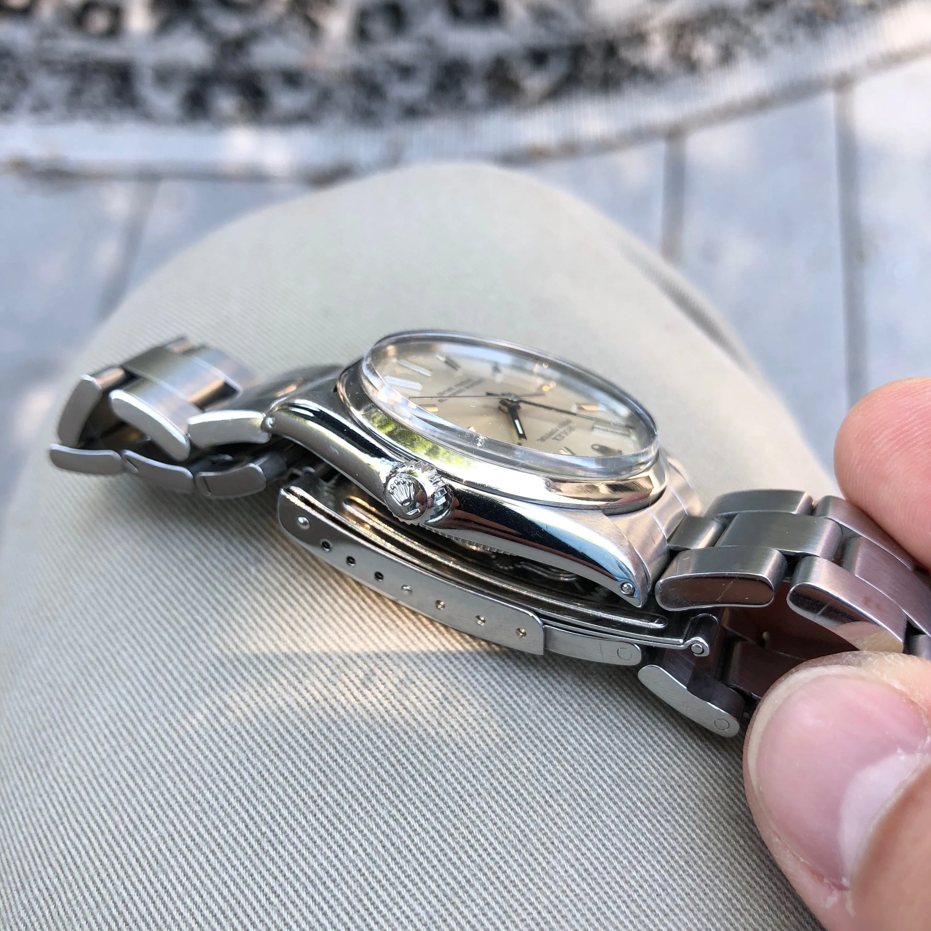 Rolex Oyster Perpetual 5552 Stainless Steel Silver Stick Caliber 1520 Automatic Wristwatch Circa 1960