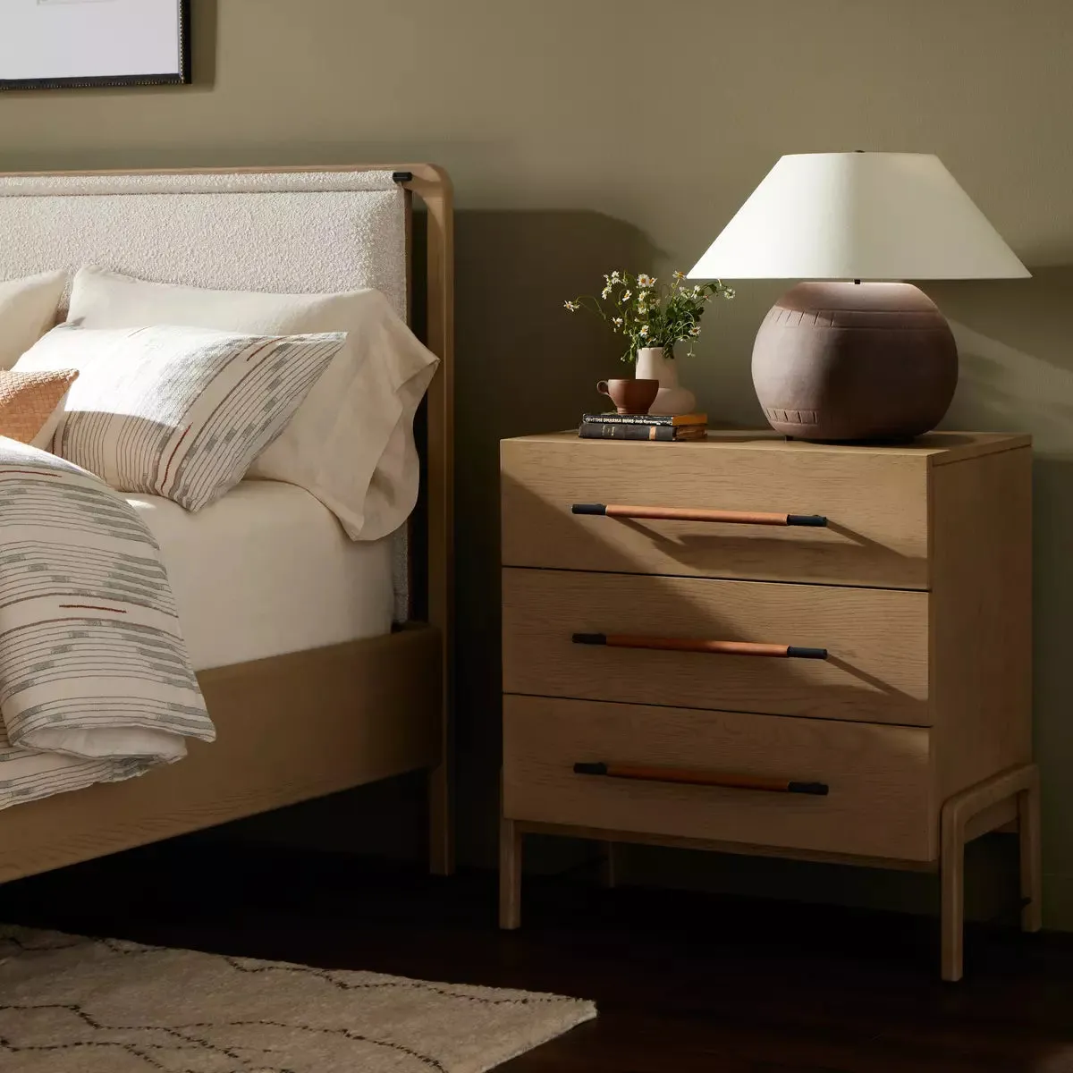 Rosedale 3 Drawer Dresser-Yucca Oak Veneer