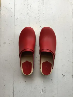 Sandgrens Tokyo Clog in Red Veg