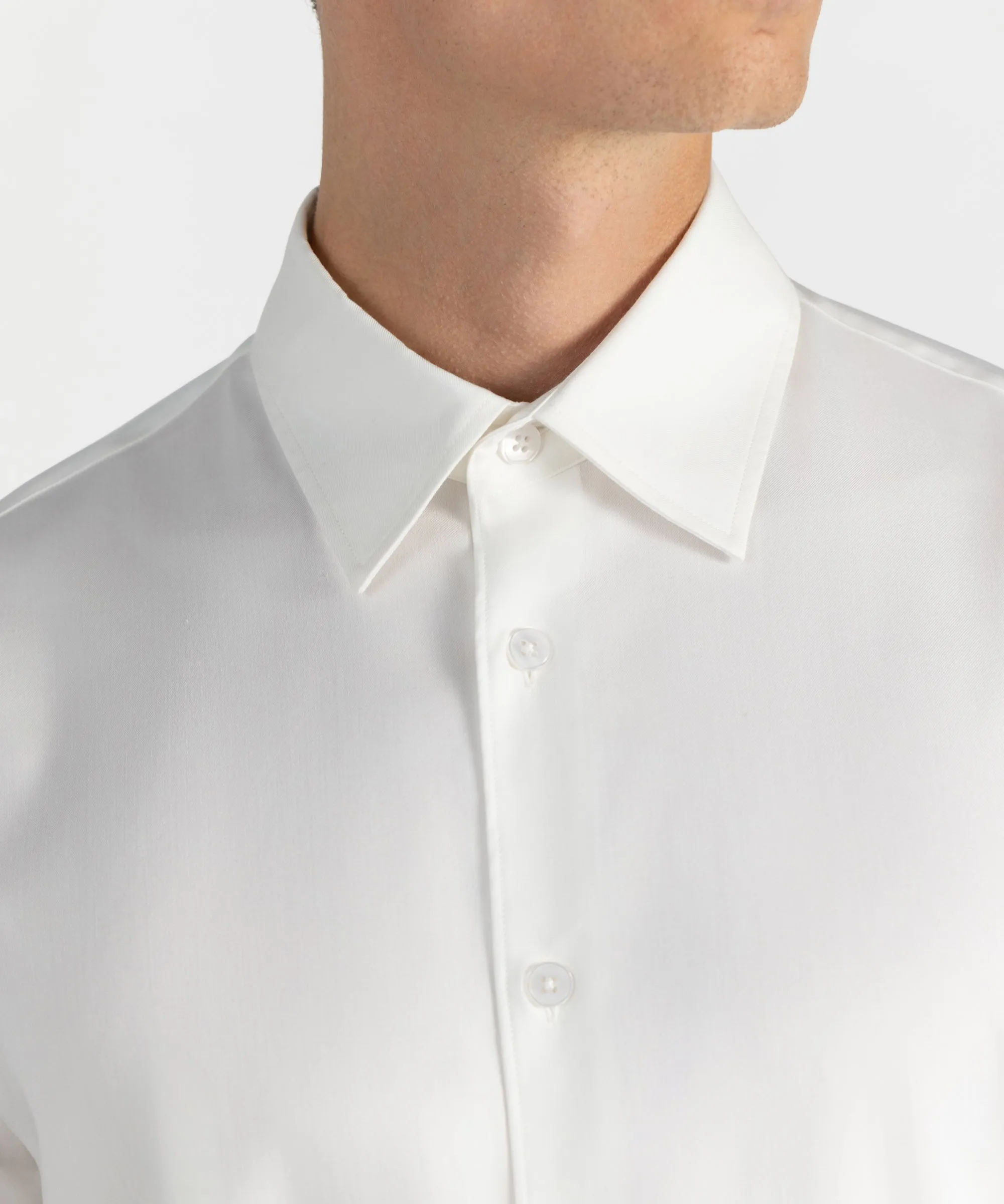 SH 01 Essence White
