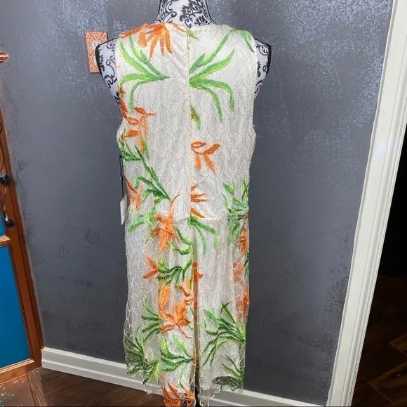 SHELLI SEGAL Floral Embroidered A-line Dress lace