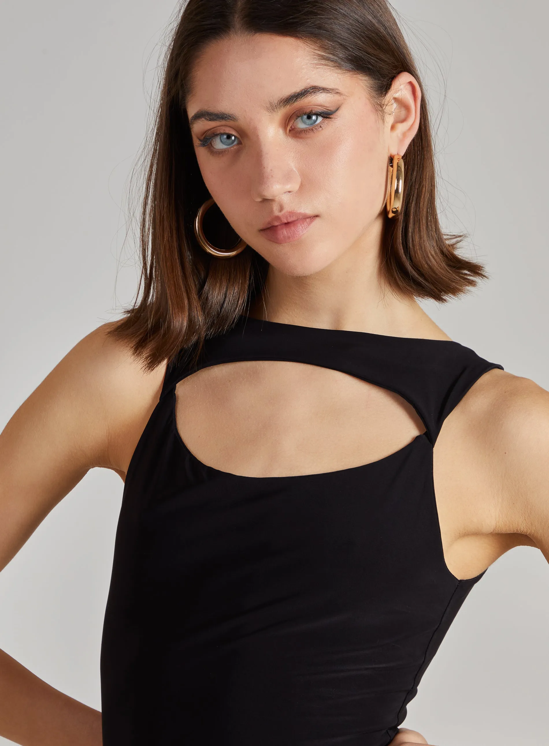 Slinky Sleeveless Letterbox Bodysuit