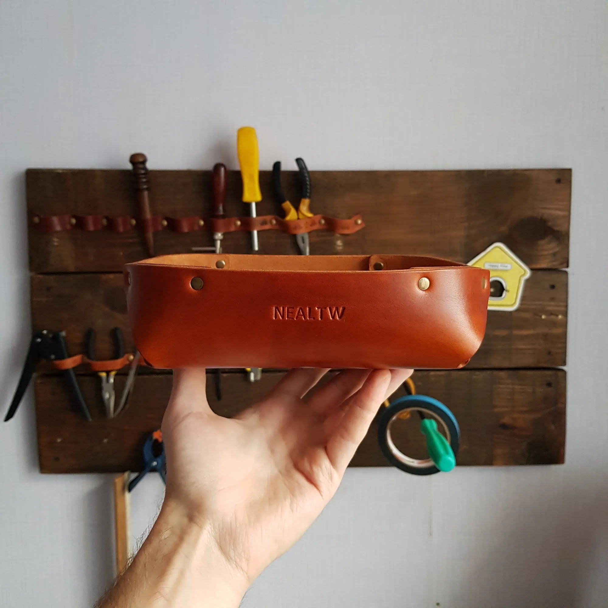 SMALL LEATHER VALET TRAY / BROWN