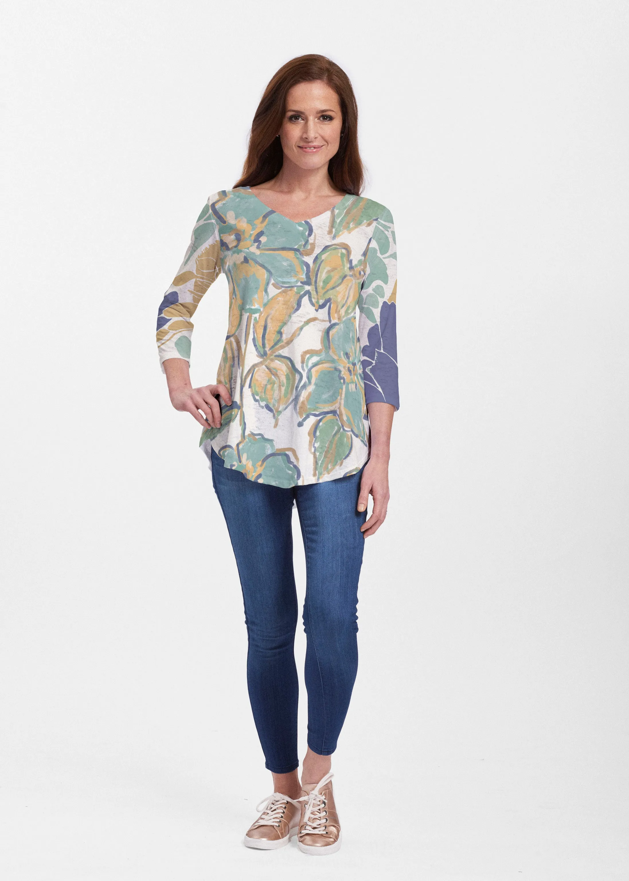 Stefania (8110) ~ V-neck Flowy Tunic