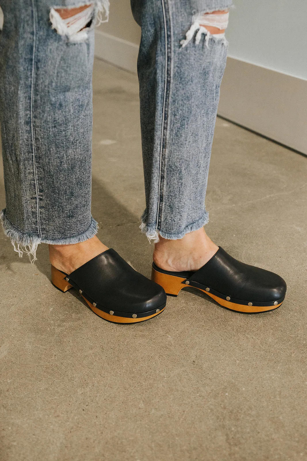 Studded Clog with Natural Heel-Navy