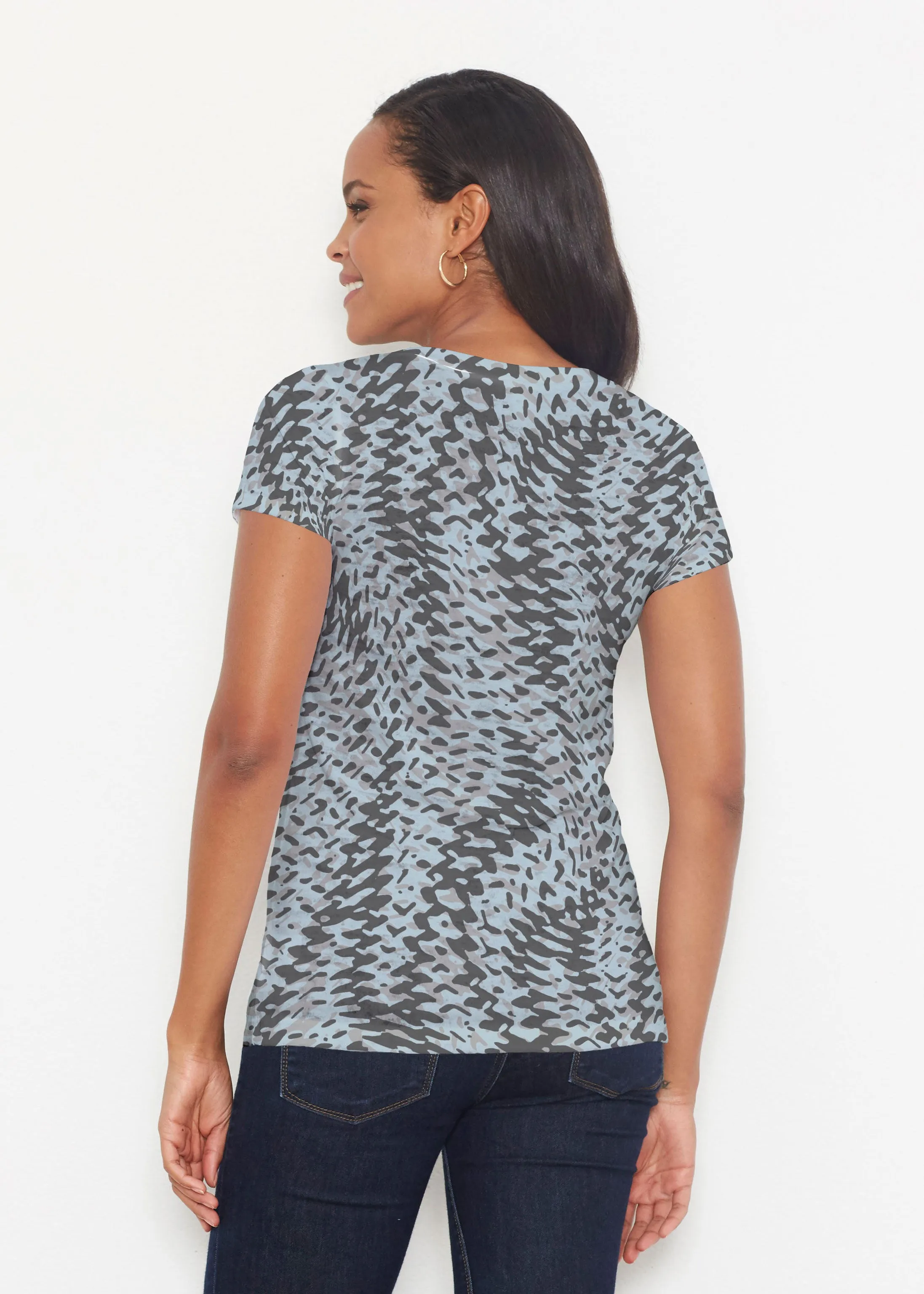 Textured Tracks Black (7720) ~ Signature Short Sleeve Scoop Shirt