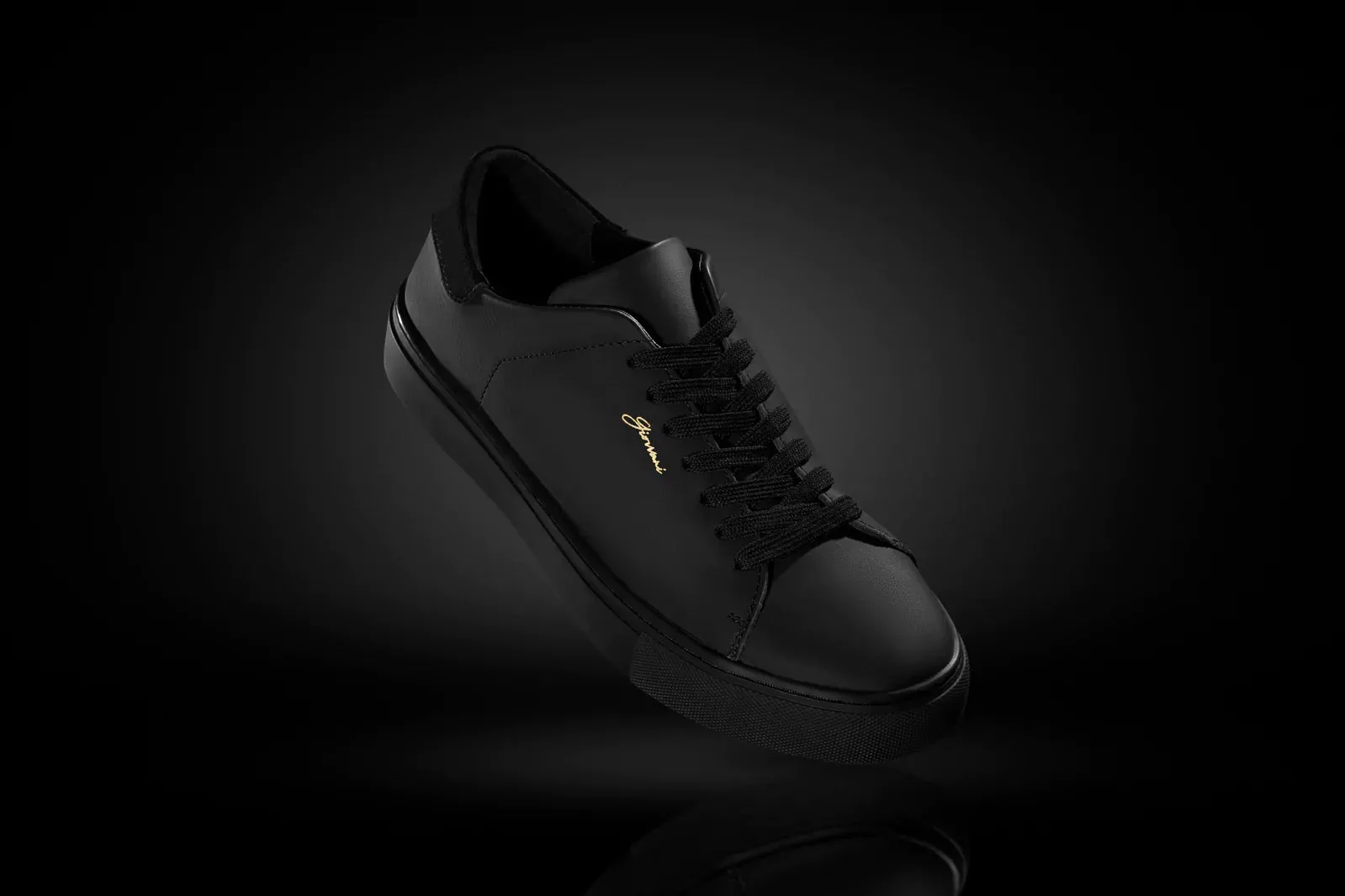 The Lorenzo - Black Leather / Black Sole - Womens