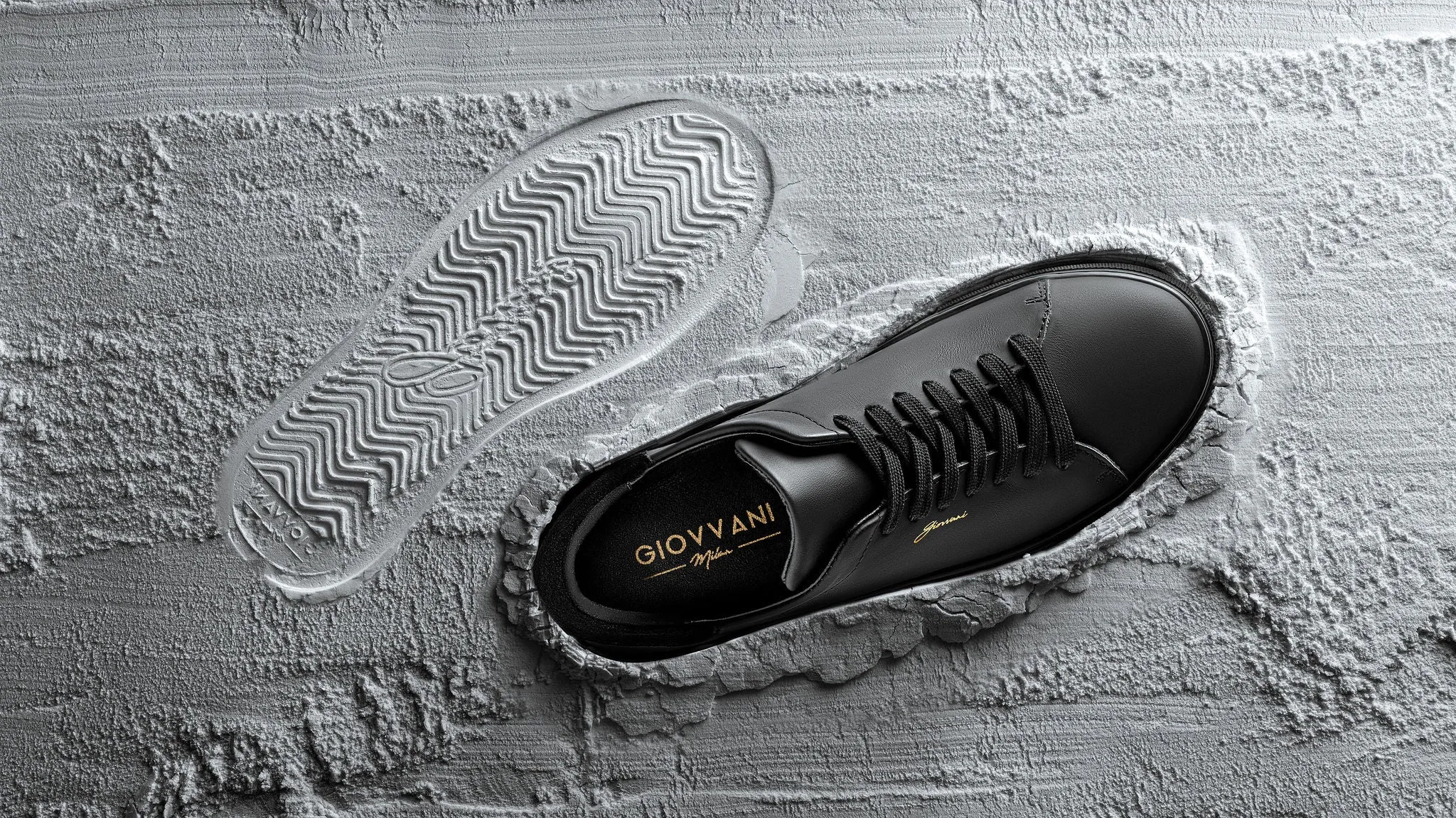 The Lorenzo - Black Leather / Black Sole - Womens