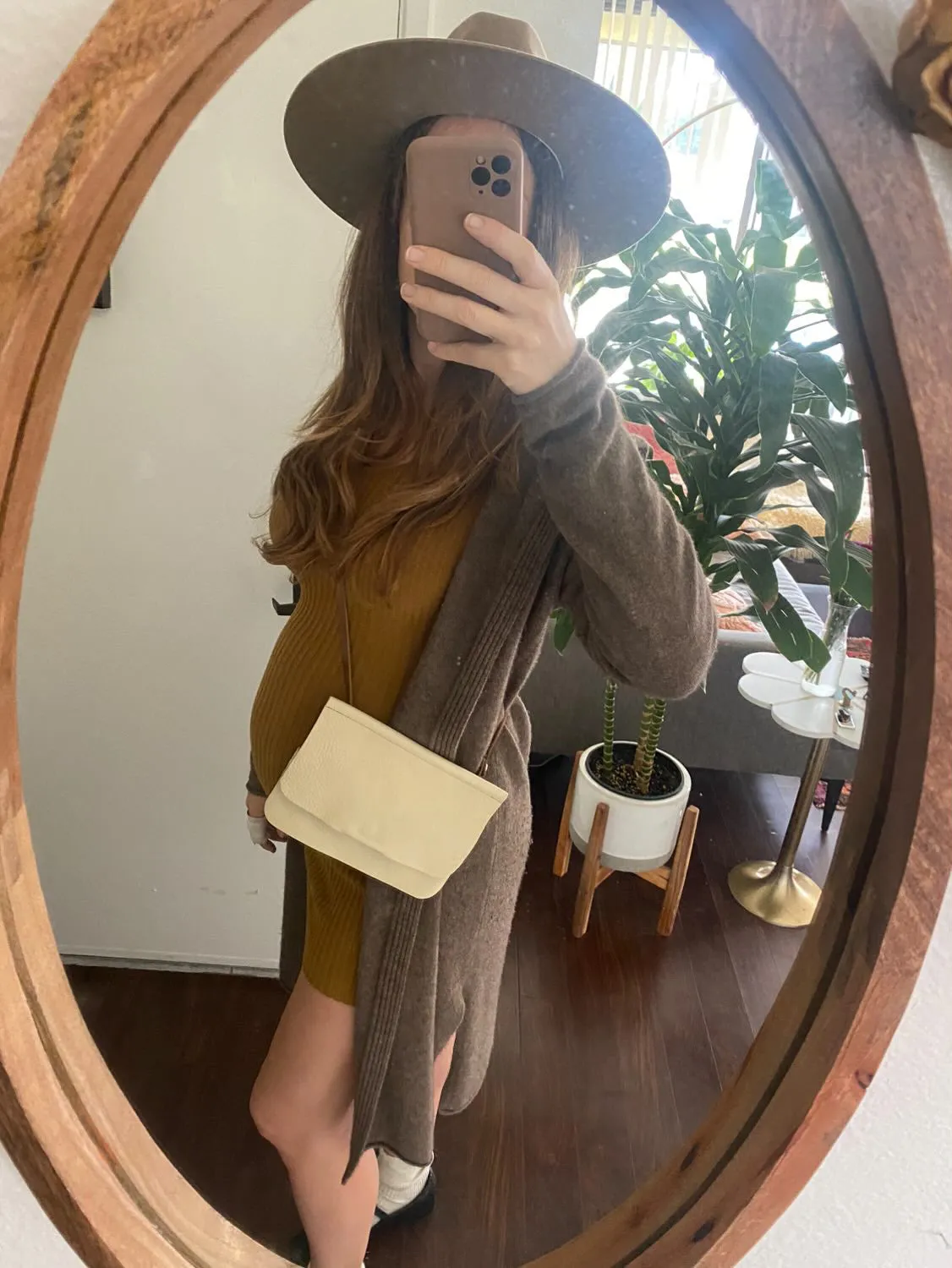 The Novella bag - Moss green suede leather