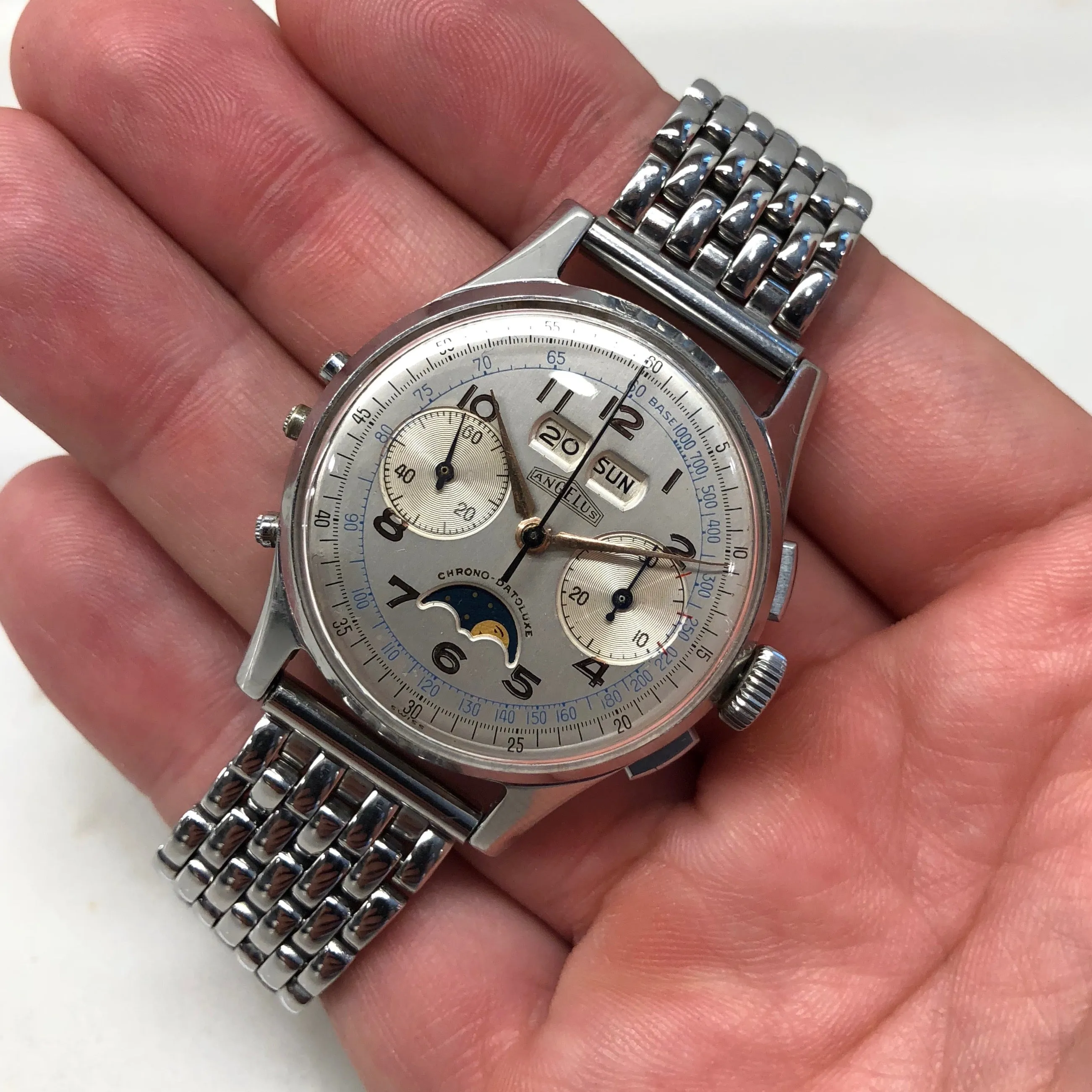 Vintage Angelus Chrono-Datoluxe Moonphase Day Date Chronograph Wristwatch