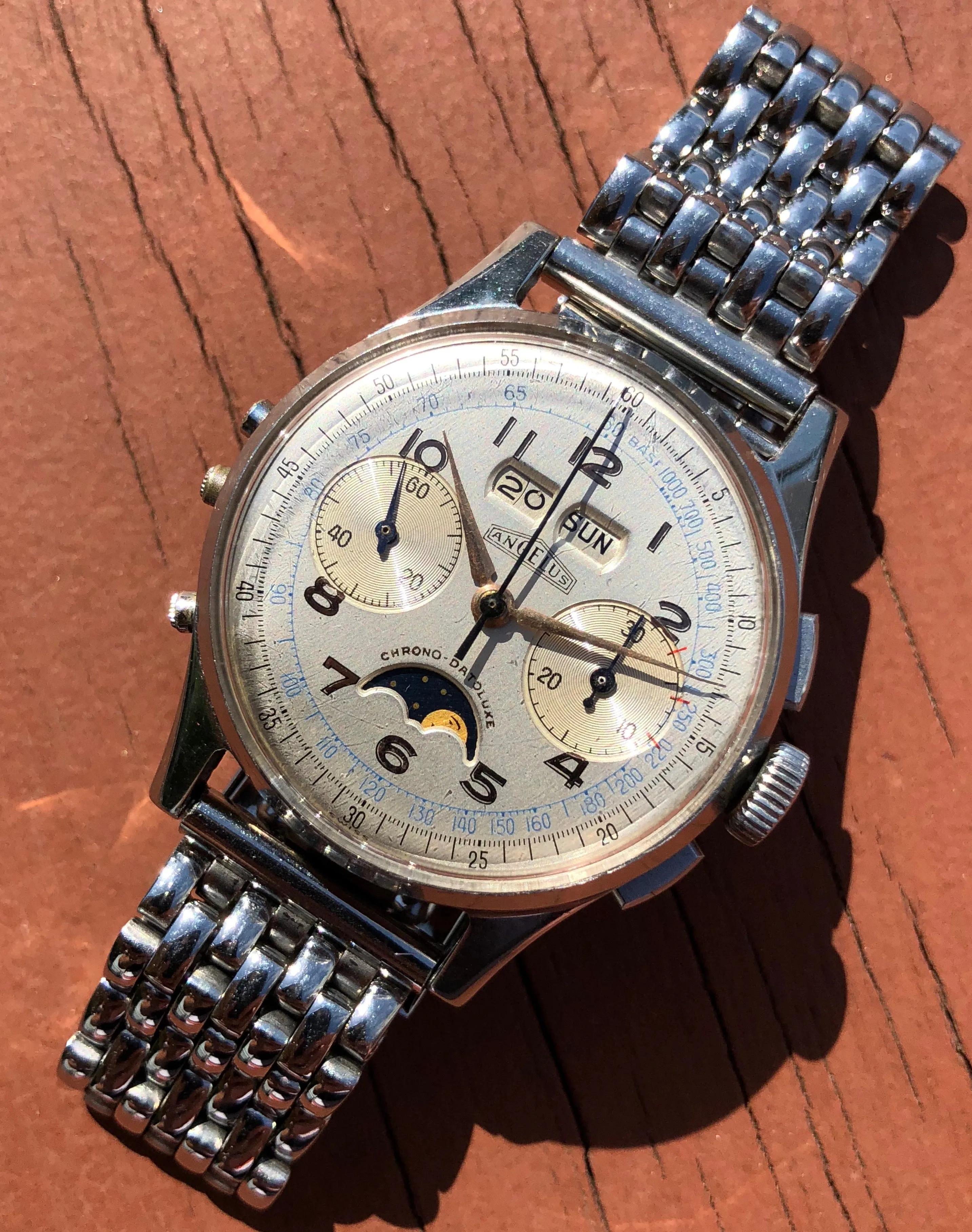 Vintage Angelus Chrono-Datoluxe Moonphase Day Date Chronograph Wristwatch