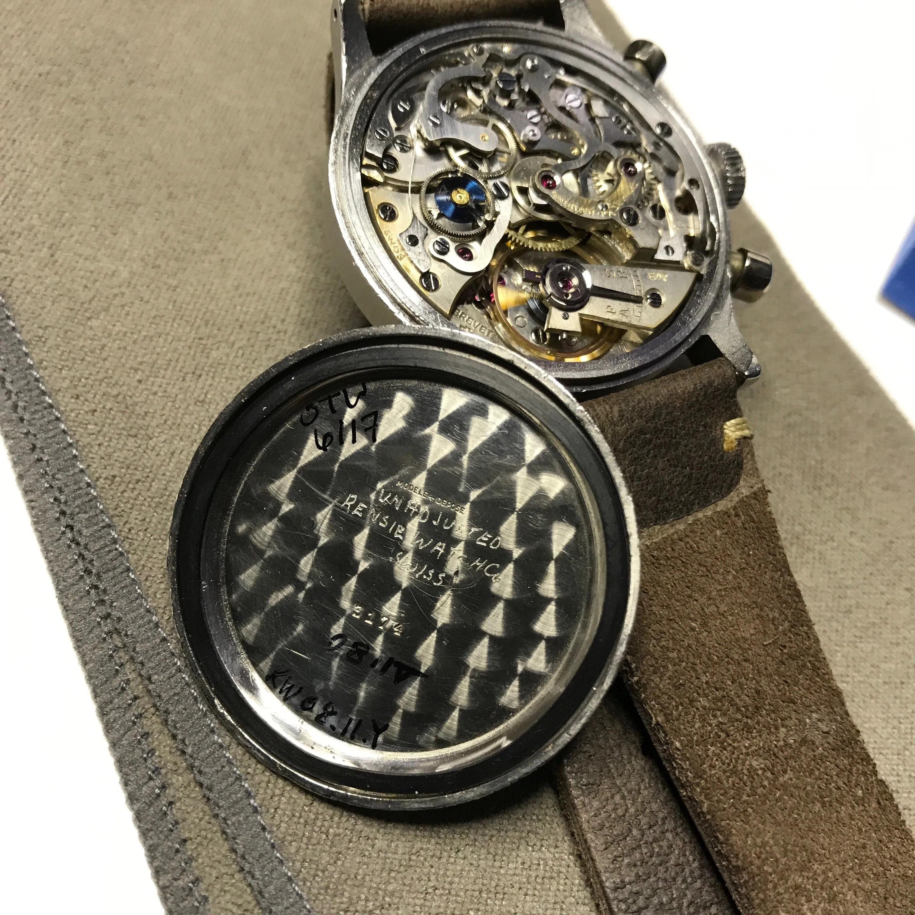 Vintage Bovet Mono-Rattrapante Steel Valjoux 84 Chronograph Black 38mm Leather Wristwatch