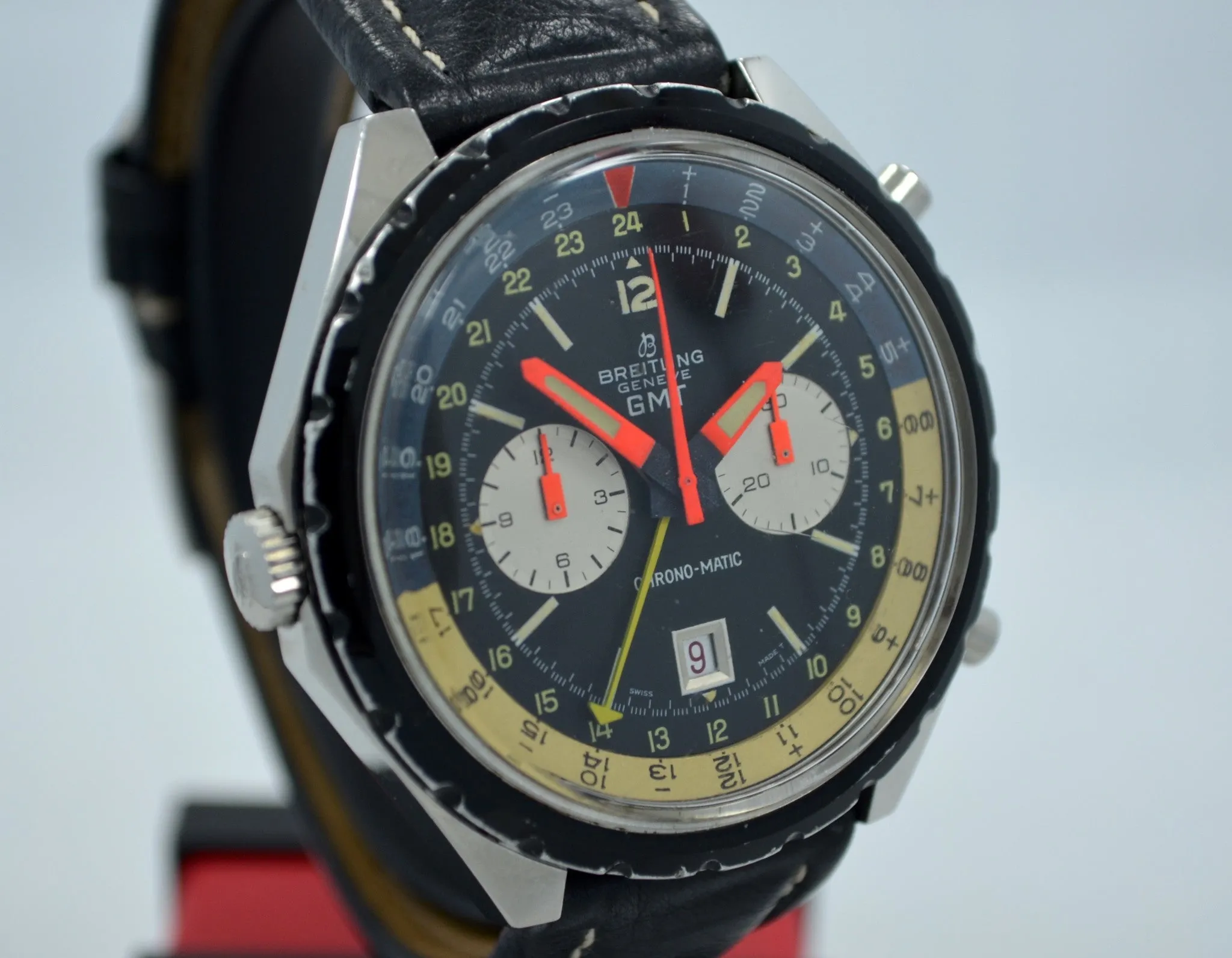 Vintage Breitling GMT 2115 Chrono-matic Cal. 11 Steel Leather Wristwatch 1967