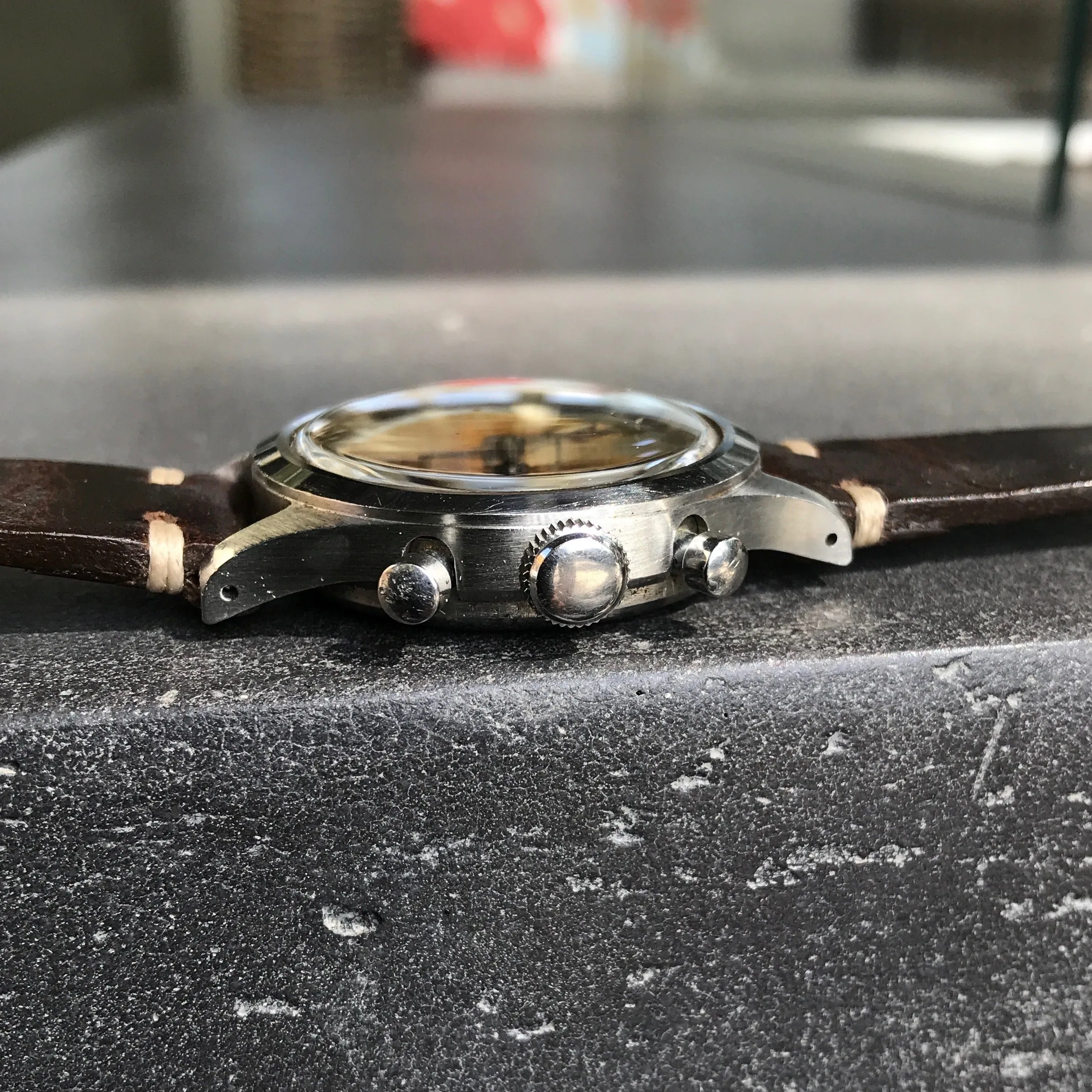 Vintage Croton Clamshell Steel Chronograph Caramel Patina Manual Wristwatch