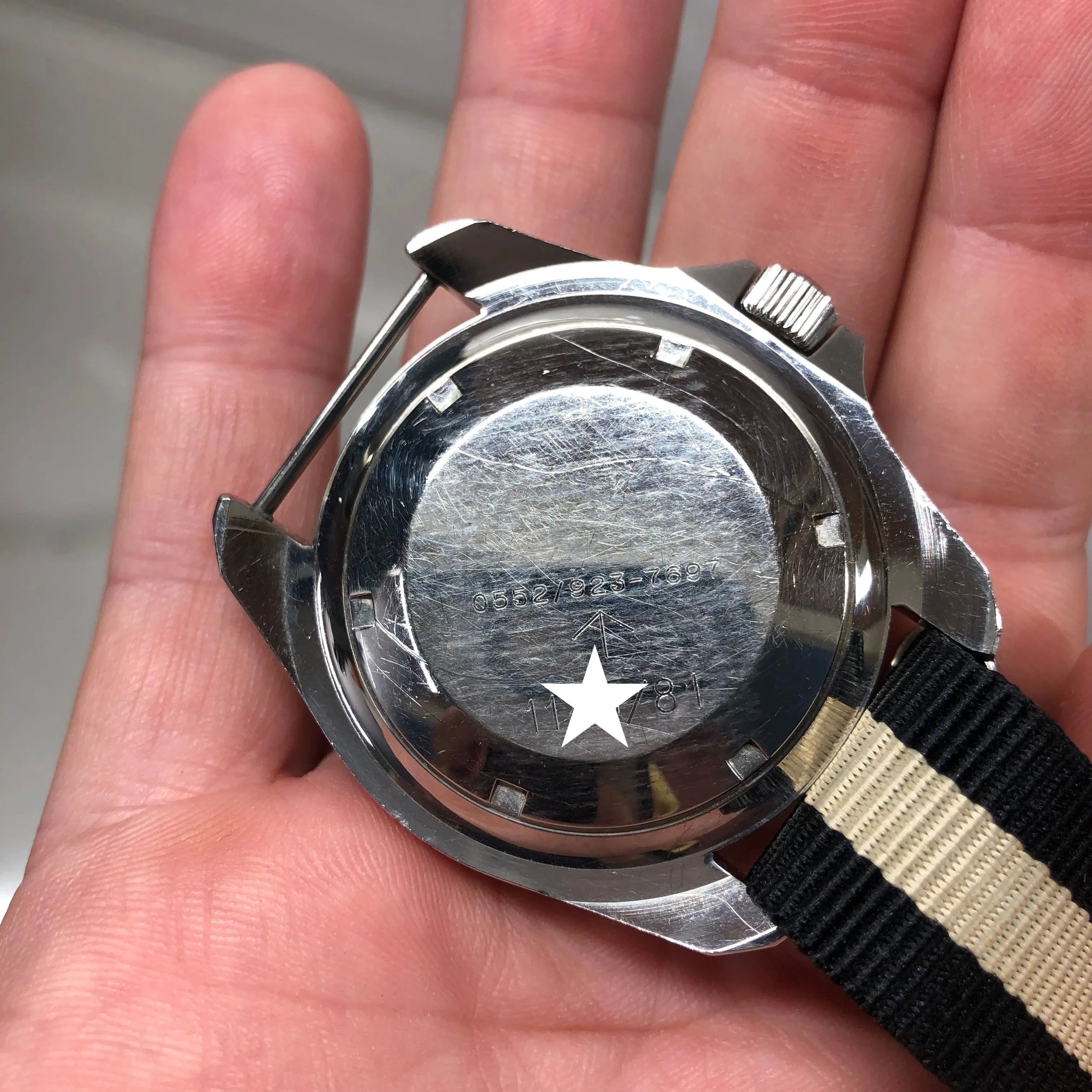 Vintage CWC Cabot Watch Company Issued Milsub Divers Automatic 0977.165 Circa 1981
