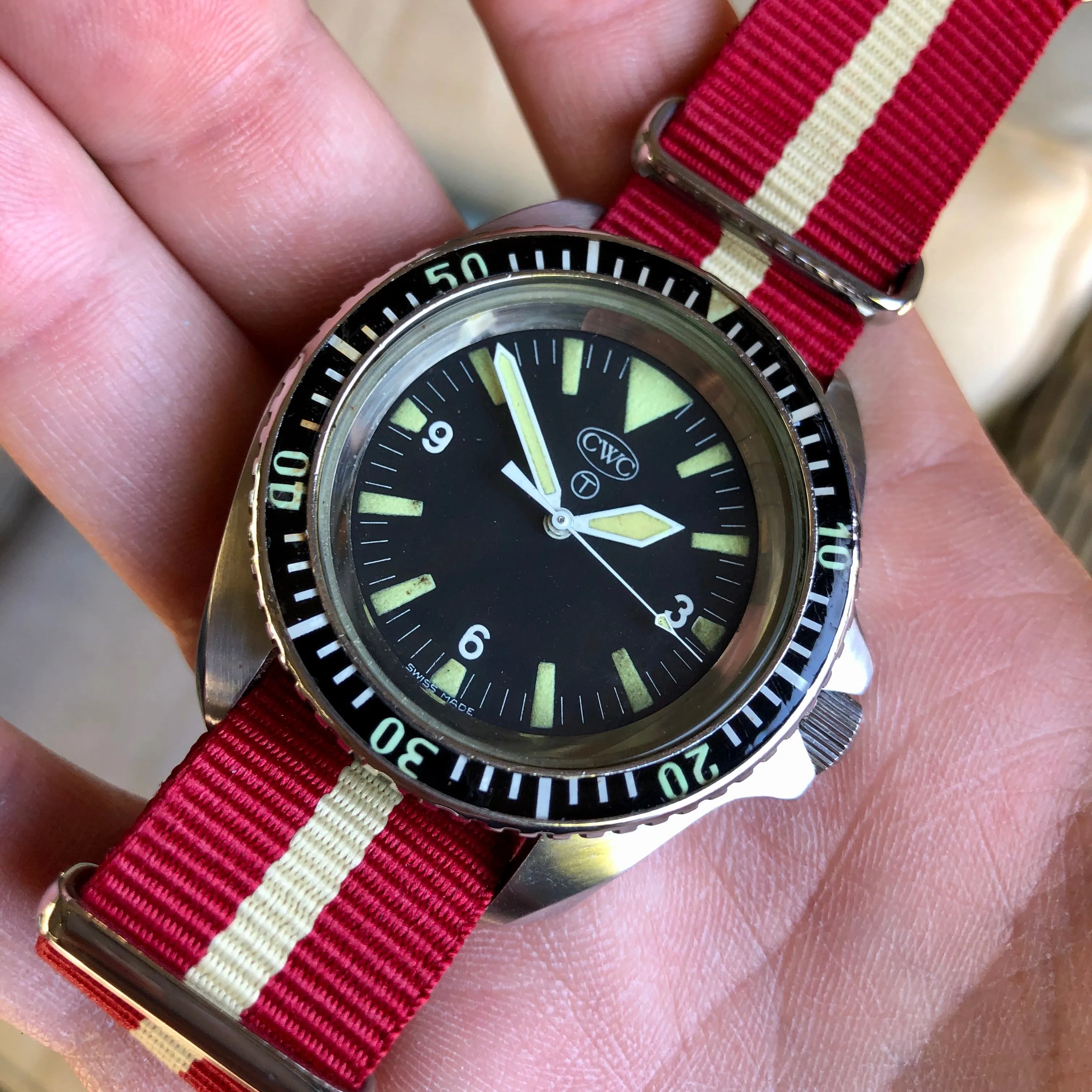 Vintage CWC Cabot Watch Company Milsub Divers Automatic 0977.165 Wristwatch Circa 1982