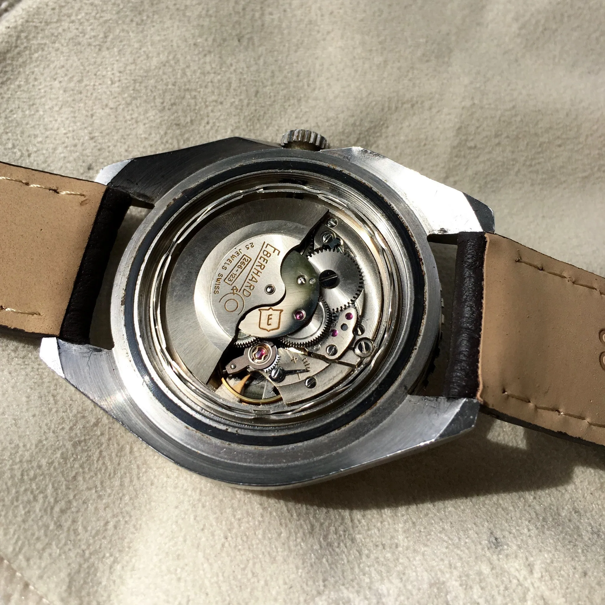 Vintage Eberhard & Co. Scafograf 300 Roulette Date Stainless Steel Watch