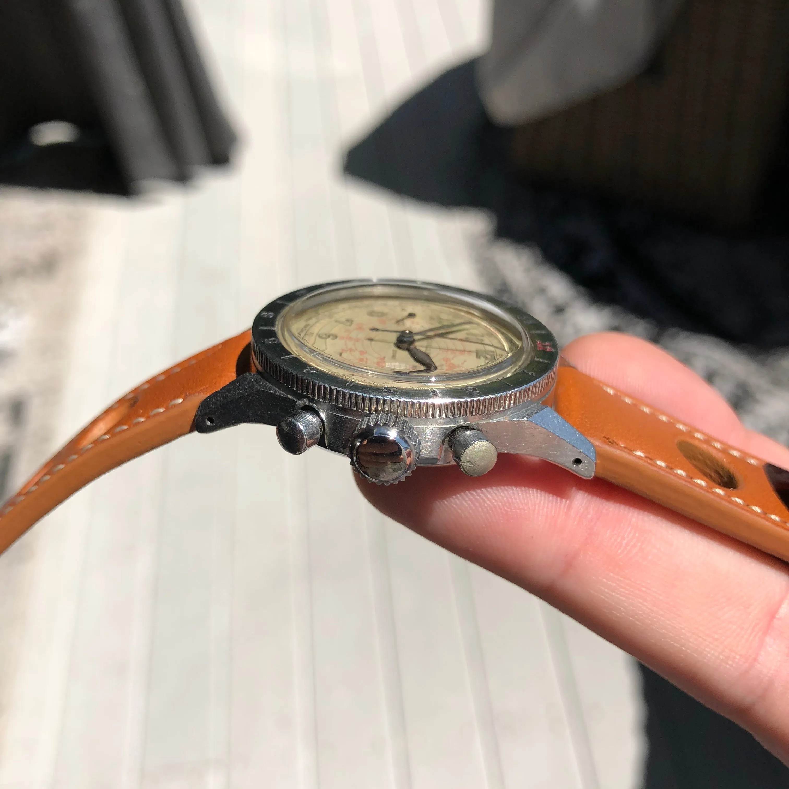 Vintage Gallet Flying Officer Clamshell Chronograph Stainless Steel Wristwatch