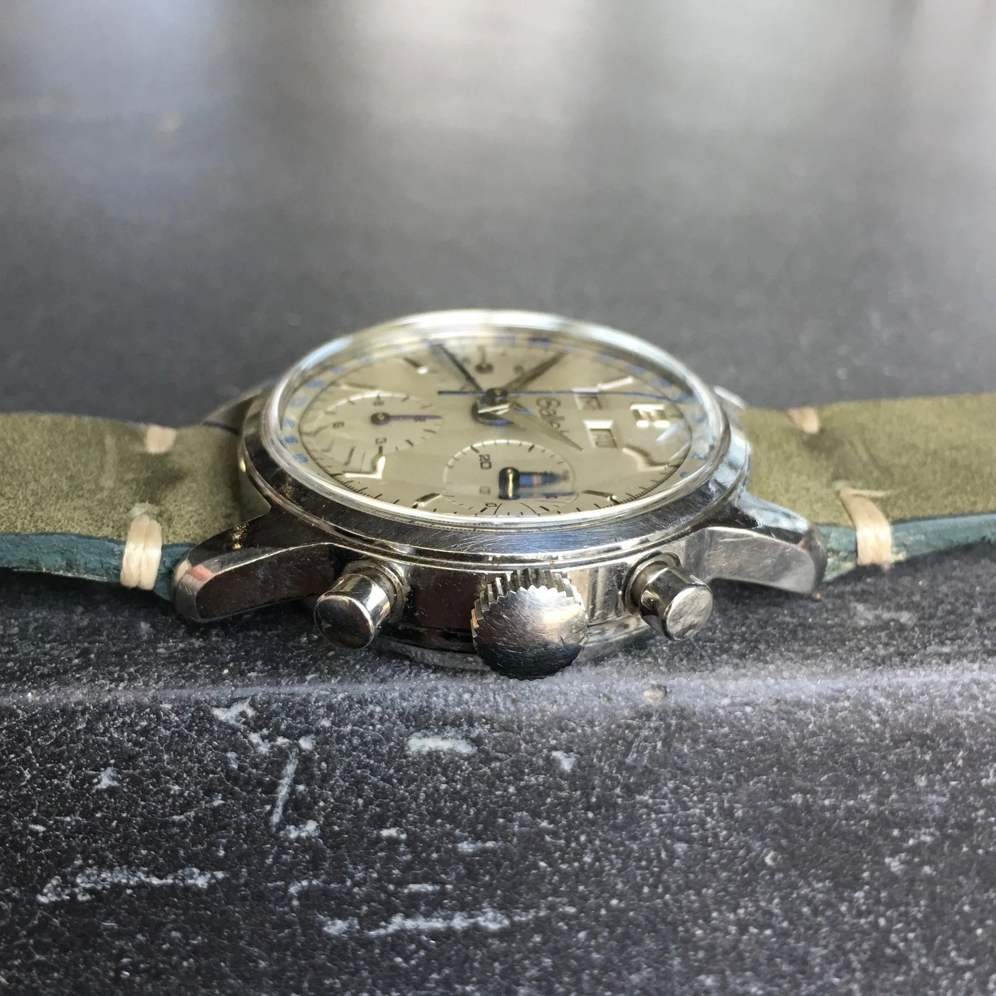 Vintage Gallet Steel Triple Date Chronograph 998 Valjoux 723 Manual Wind Wristwatch